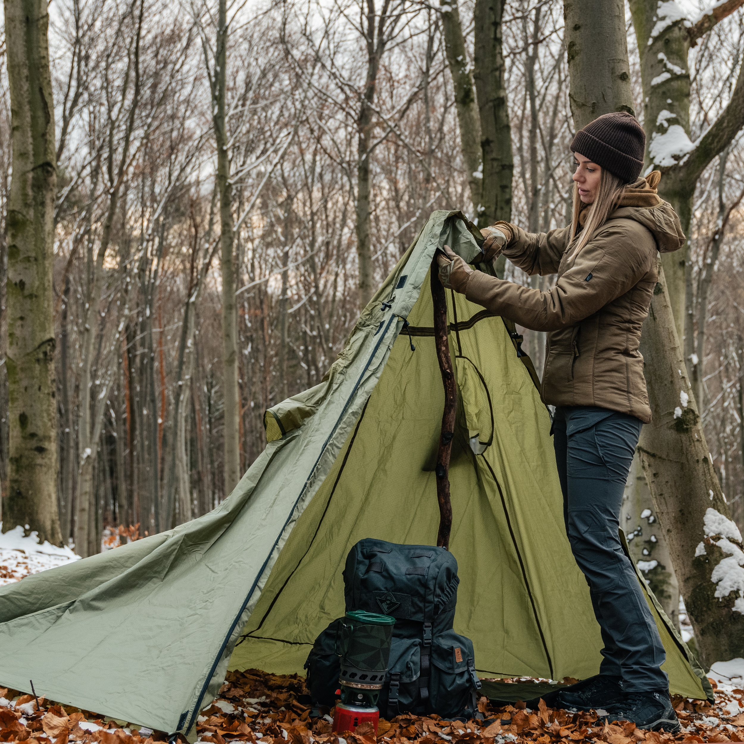 Badger Outdoor Timber Poncho with tent function - Olive