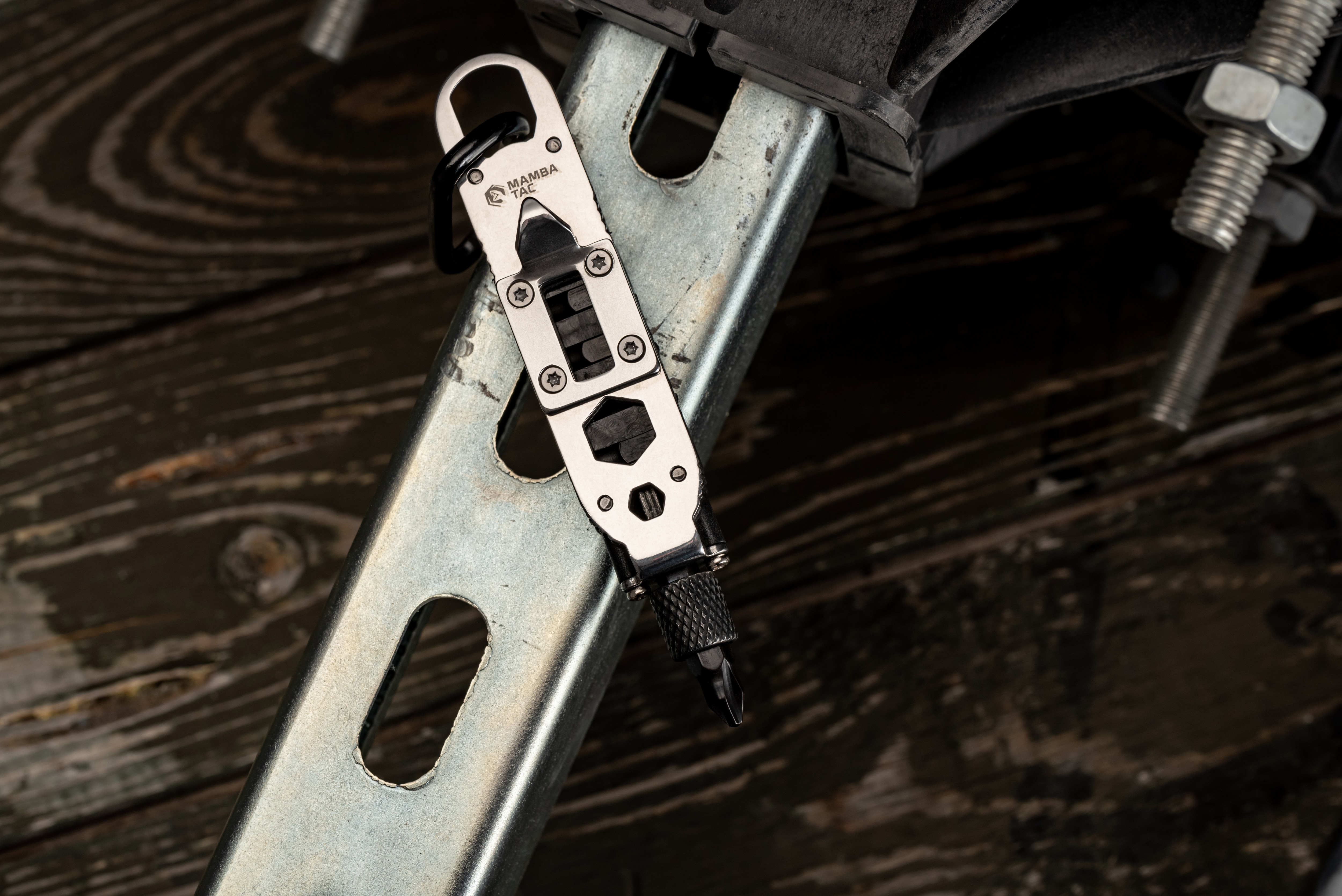 Mamba Tac EDC Tool Spear 10-in-1 Multitool - Black