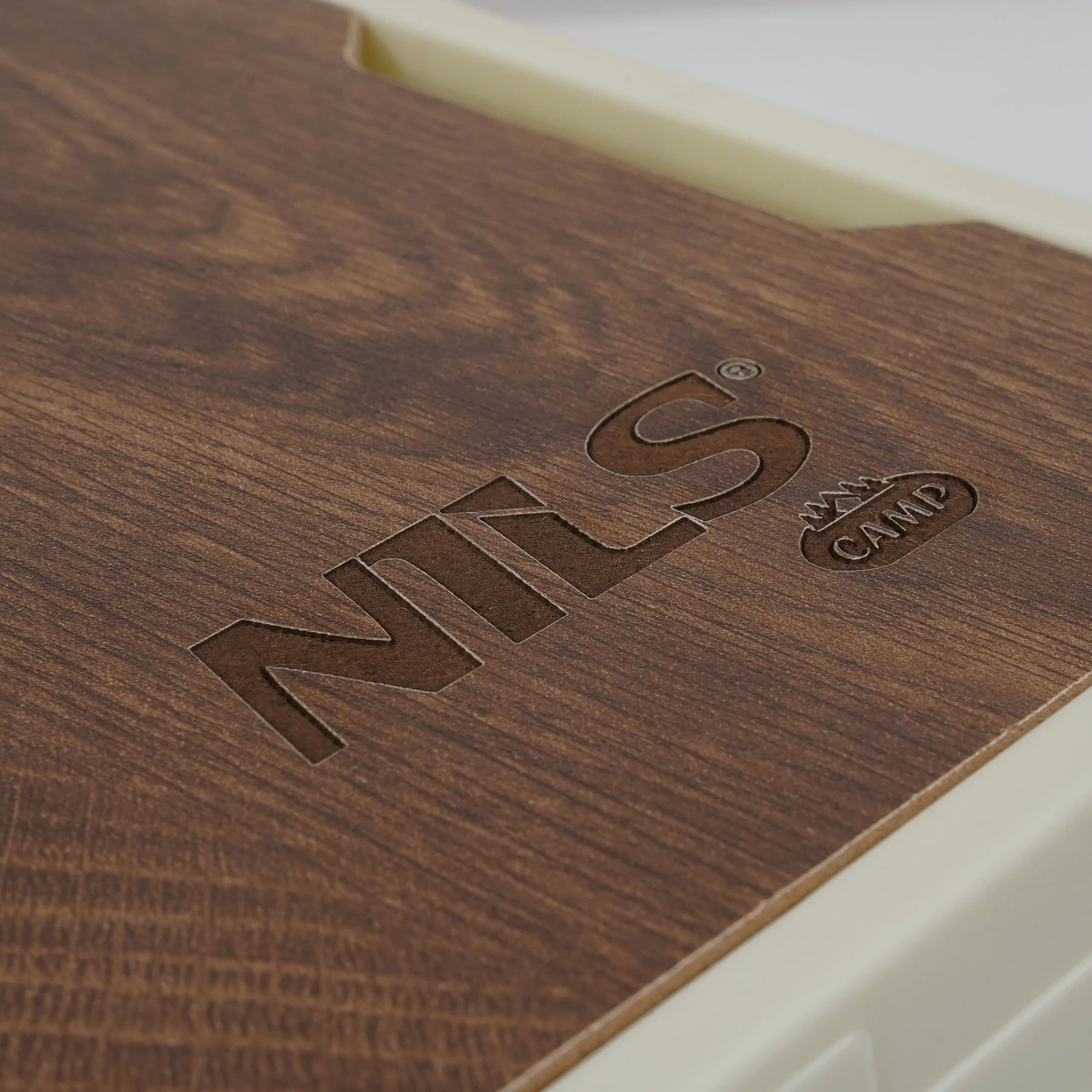 Nils Camp NCB4007 Transport Crate with Wooden Top 9 l