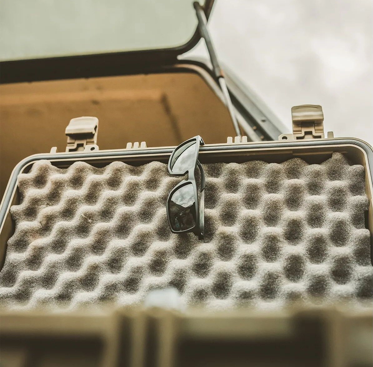 Wiley X Axe Tactical Glasses - Captivate Polarized Grey/Matte Black