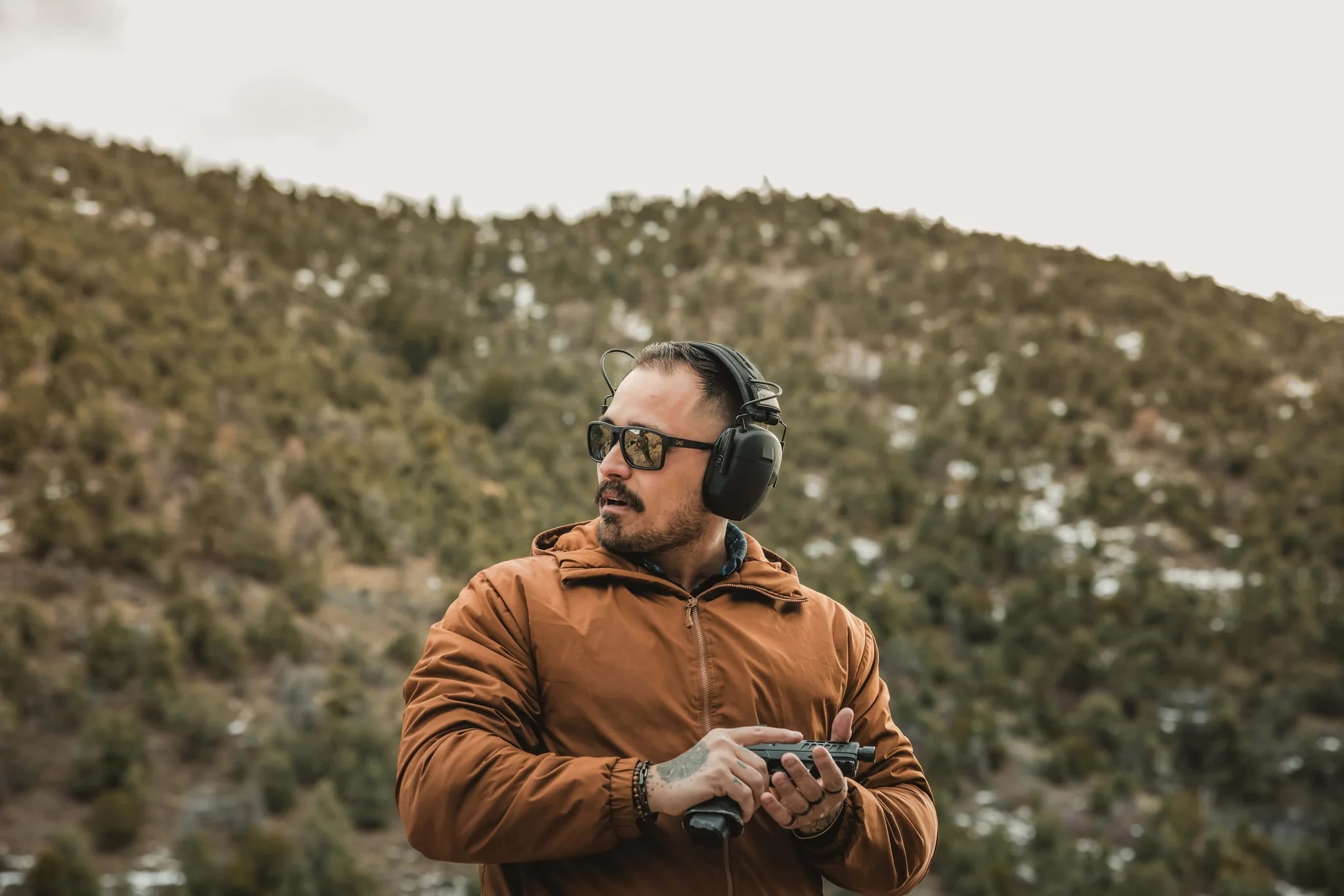 Wiley X Apex Tactical Glasses - Captivate Polarized Tungsten Mirror/Matte Black