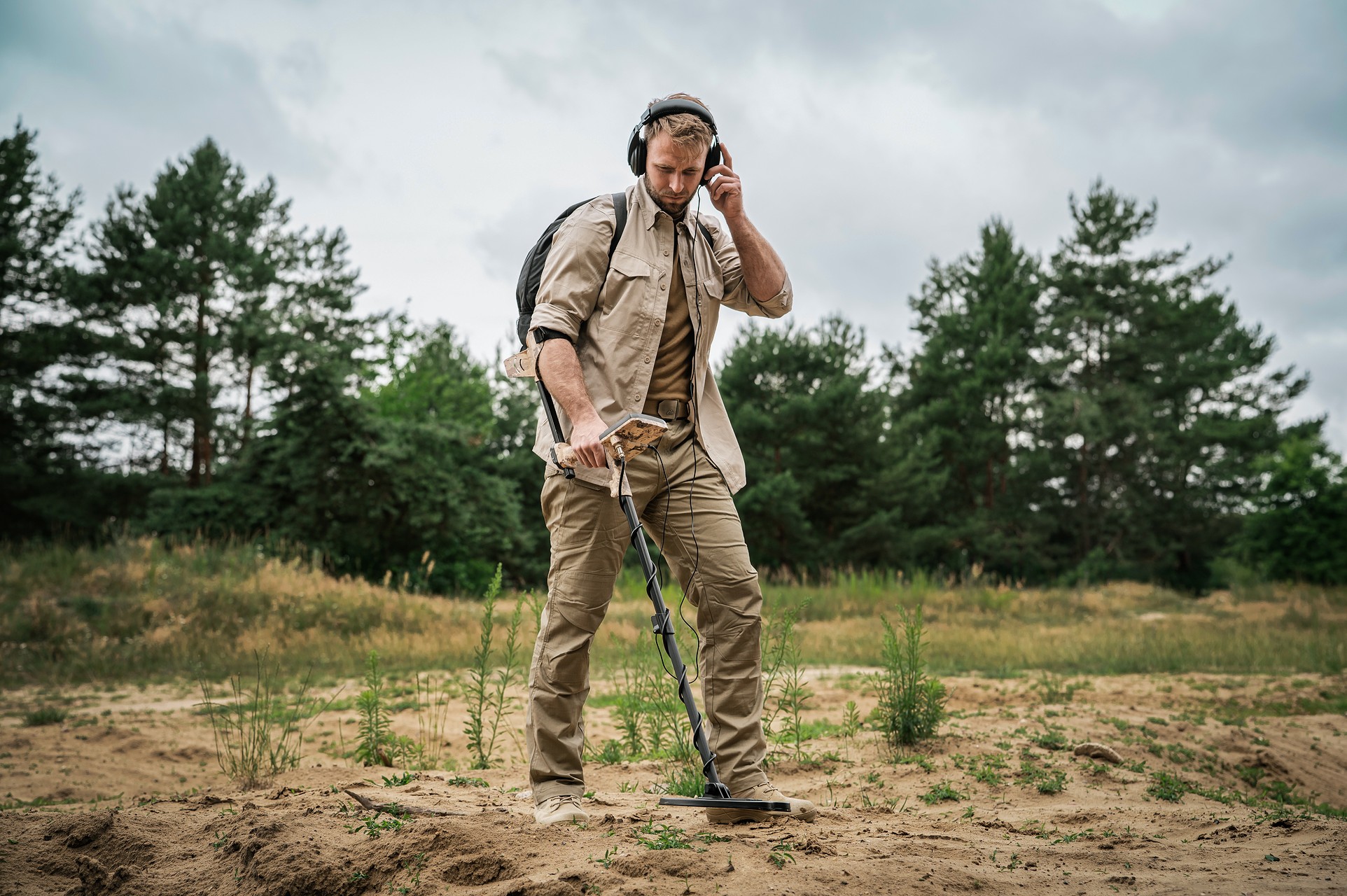 Minelab X-Terra Voyager Tactical Metal Detector