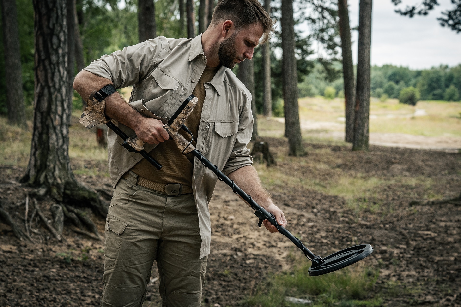 Minelab X-Terra Intrepid Tactical Metal Detector