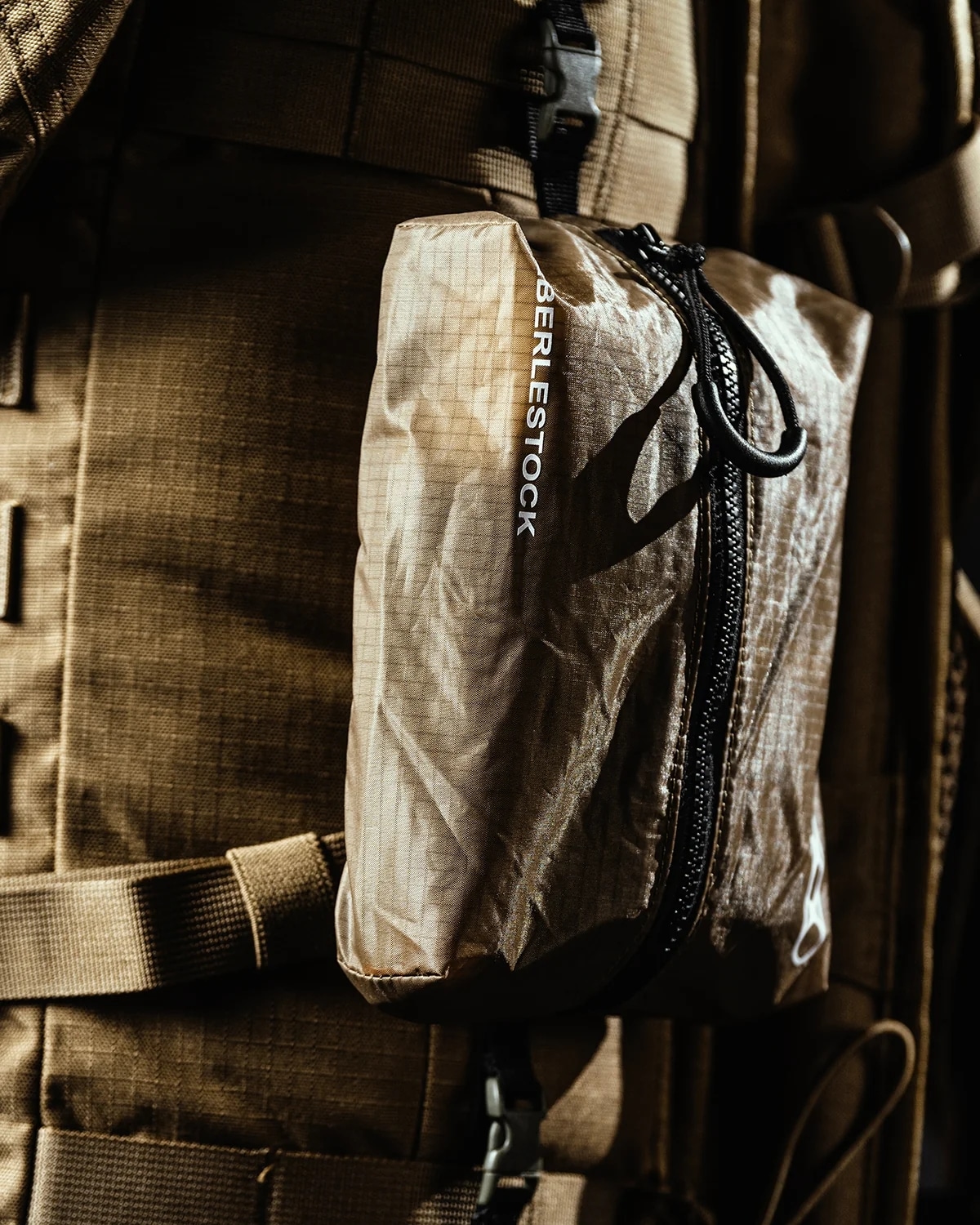 Eberlestock Hangar Zip-Pouch M - Dry Earth