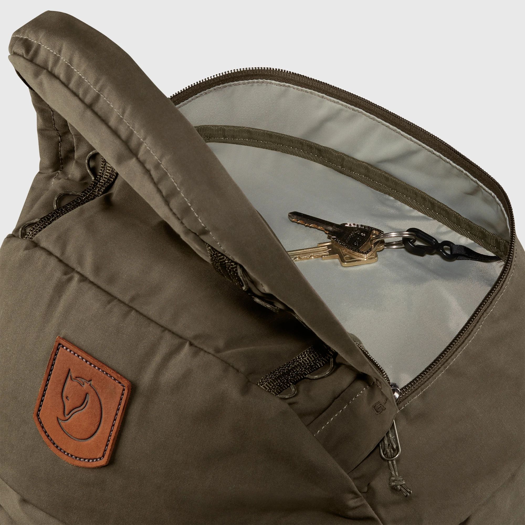 Fjallraven Singi Backpack 48 l - Dark Olive