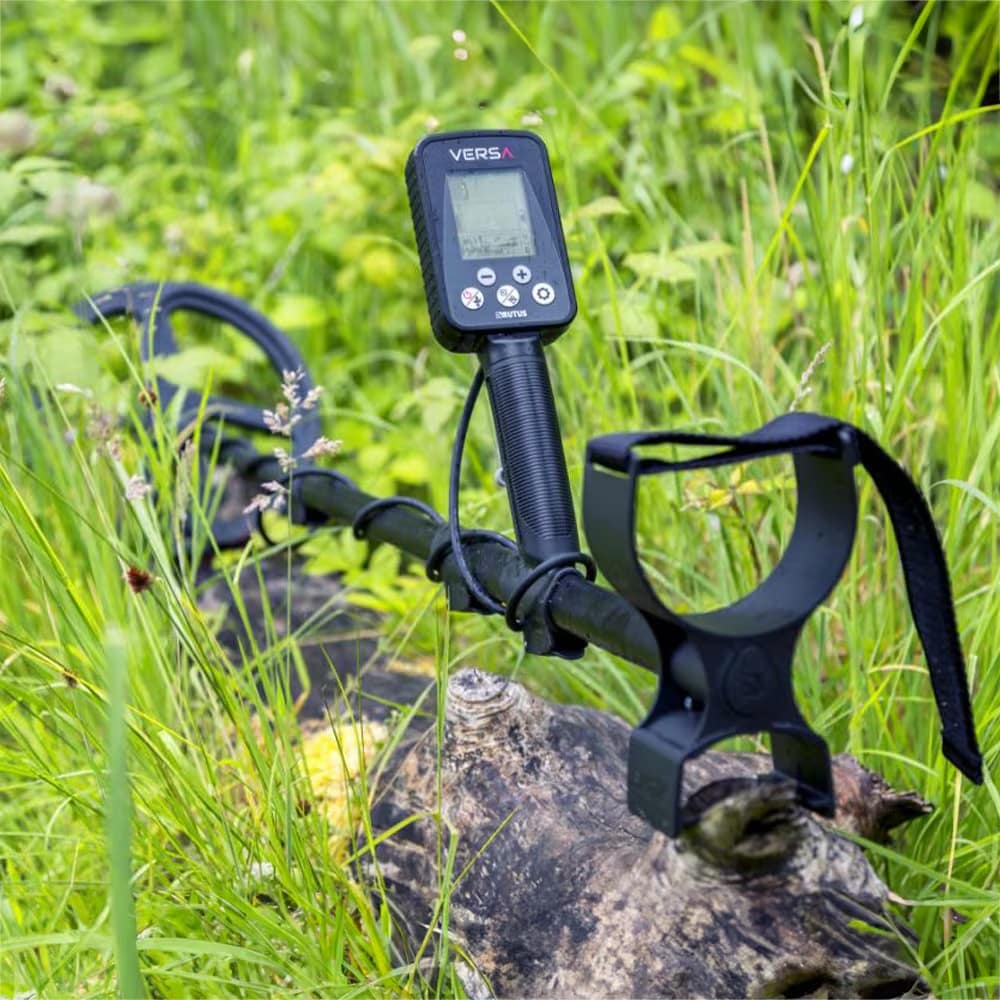 Rutus Versa DD28 Metal Detector + DD 24 cm 4-40 KHZ Coil - set