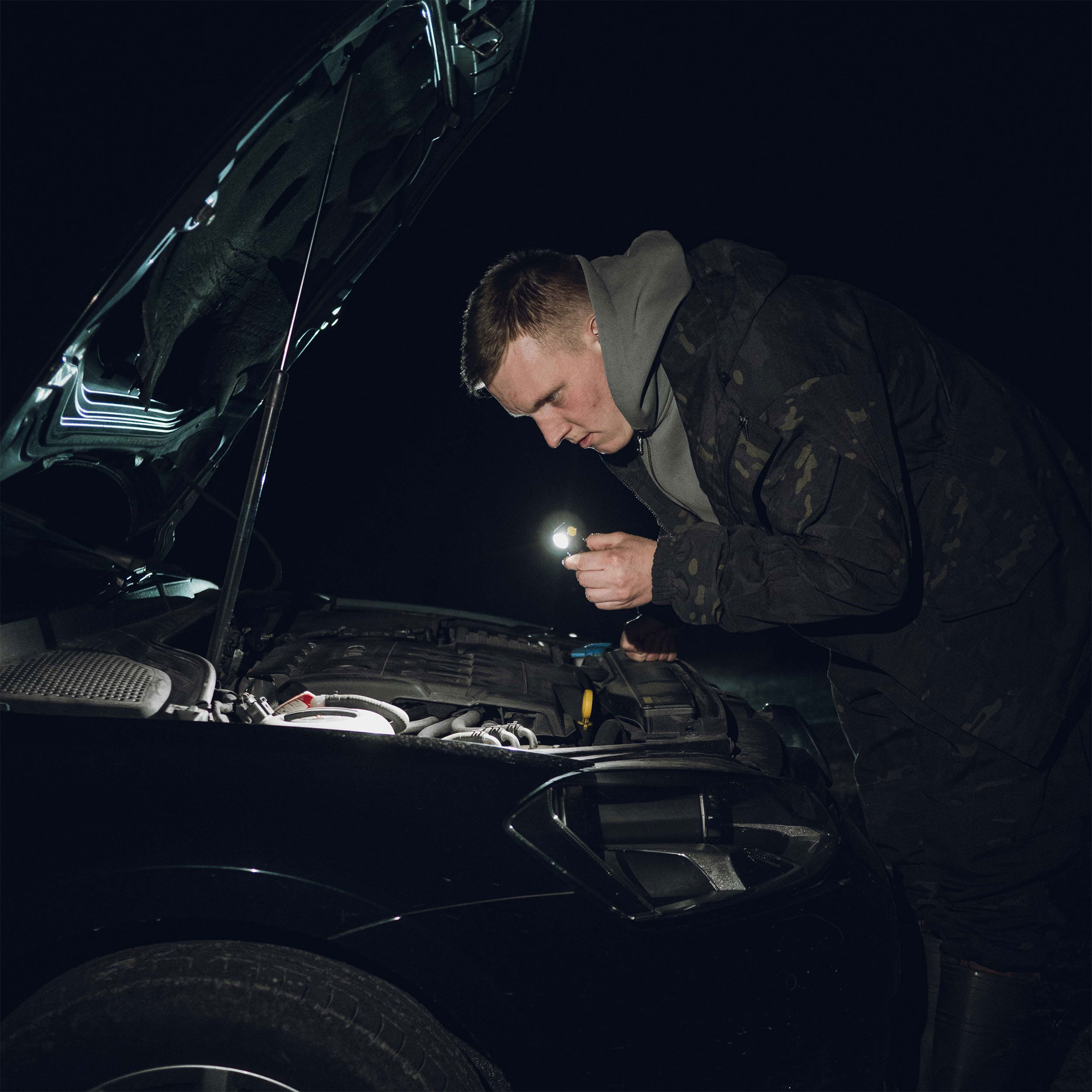 Armytek Wizard C2 Pro Nichia Magnet USB Yellow PCB Head and Angle Flashlight - 1600 lumens