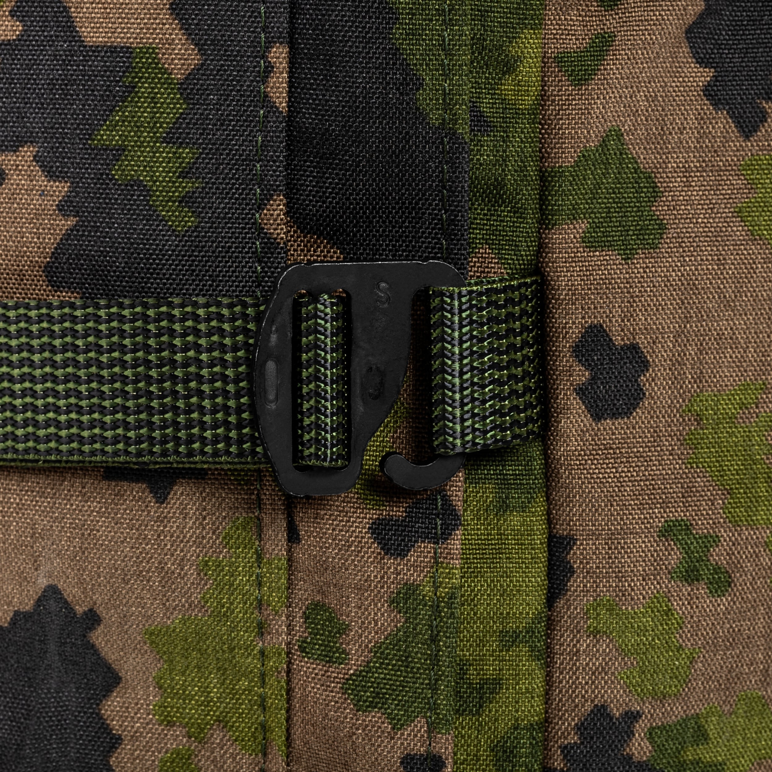 Savotta Niukka Backpack 20 l - M05 Finnish Woodland Camo