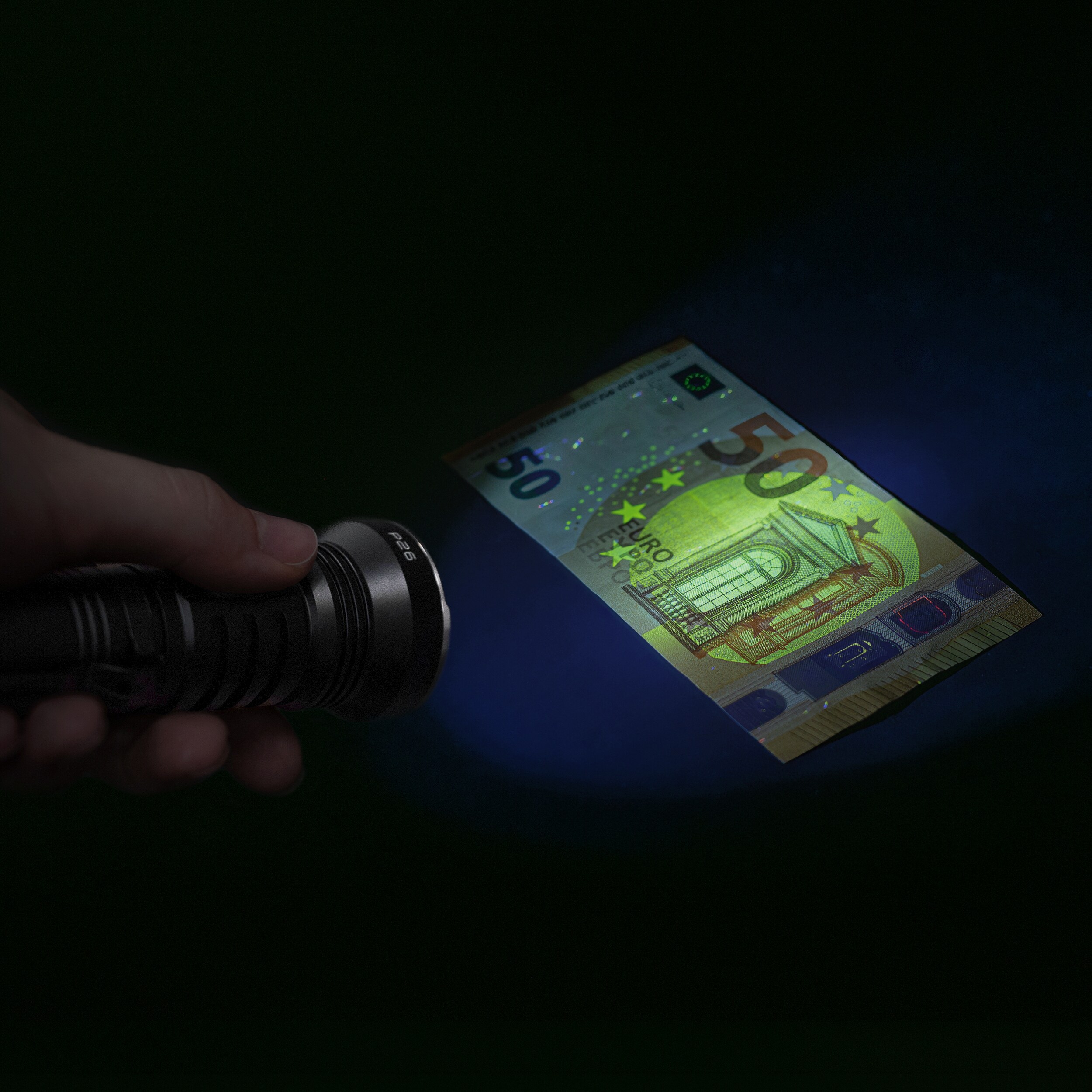 Wuben P26 Flashlight - 500 lumens