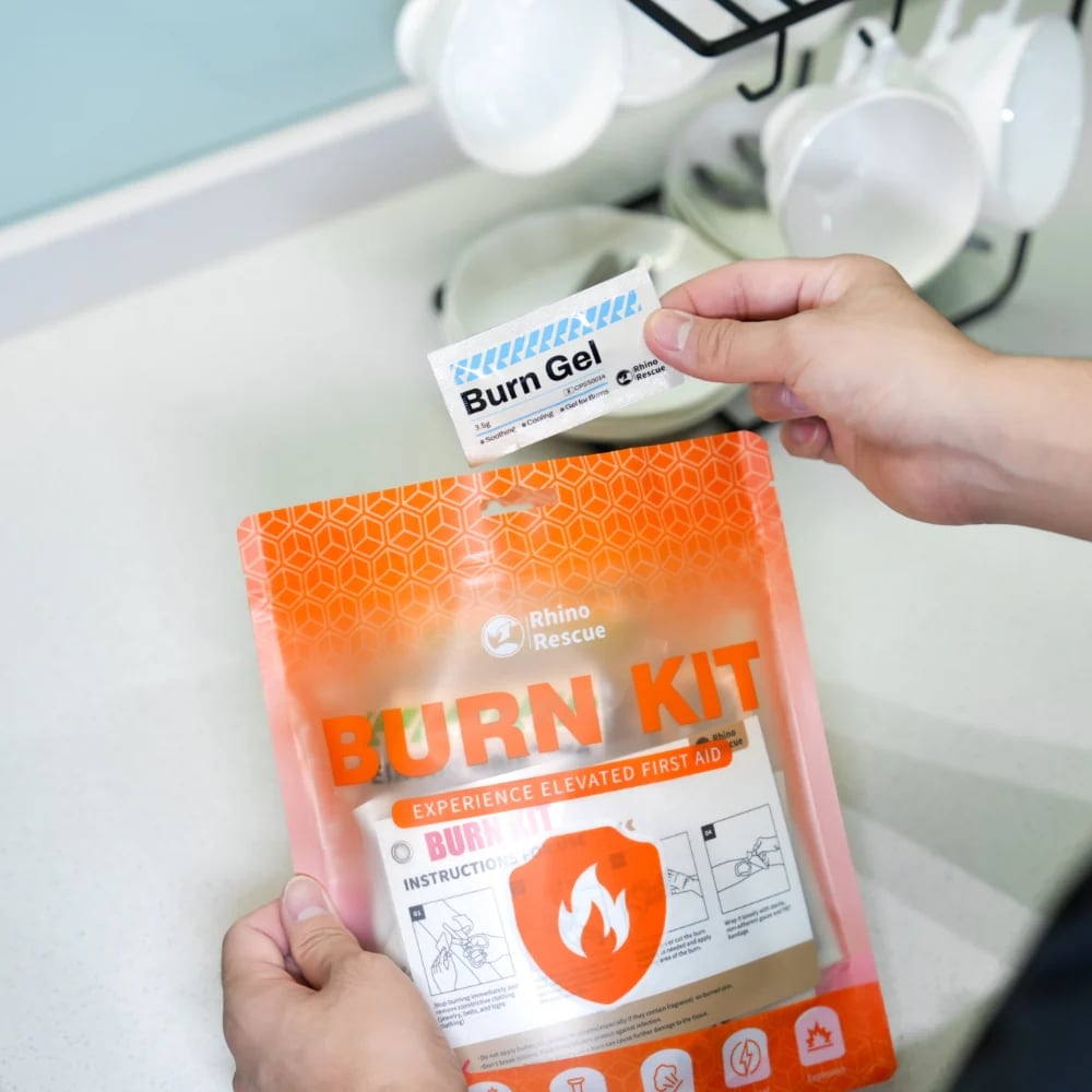 Rhino Rescue Burn Kit contents