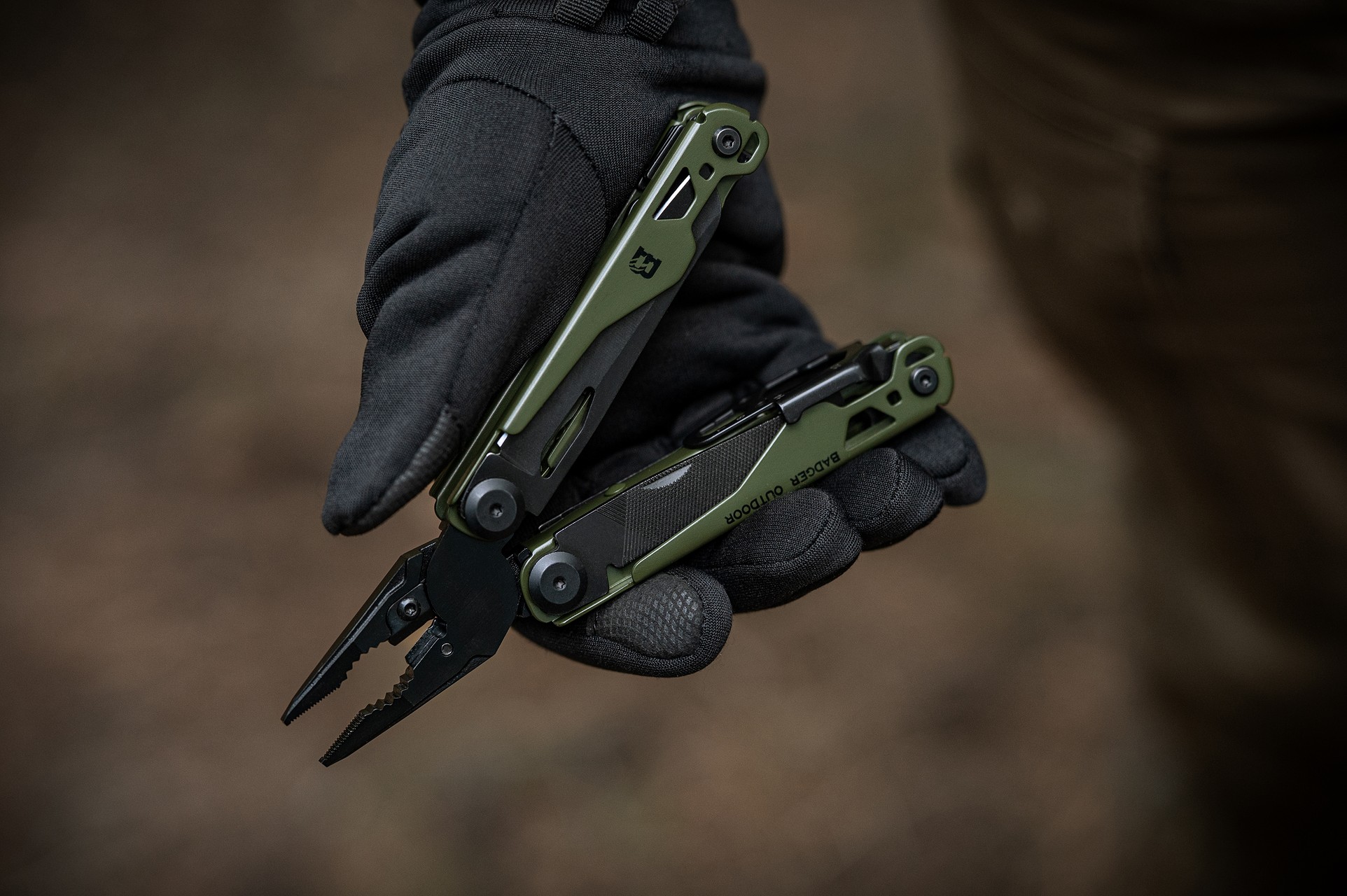 Badger Outdoor Solid Multitool - Olive
