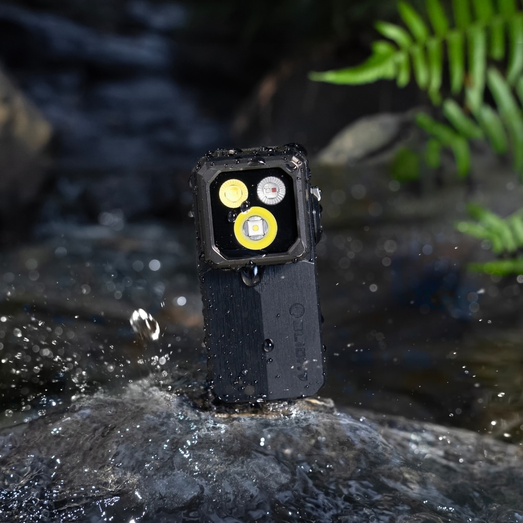Olight Oclip 2 Ultra Premium Onyx Black Rechargeable Flashlight 580 Lumens