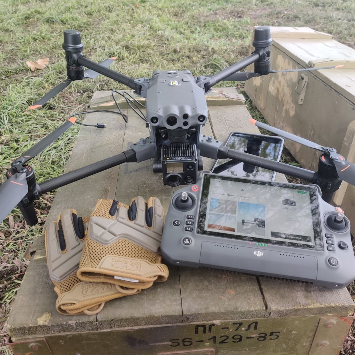 Mechanix Wear M-Pact Partial Finger Tactical Gloves Coyote