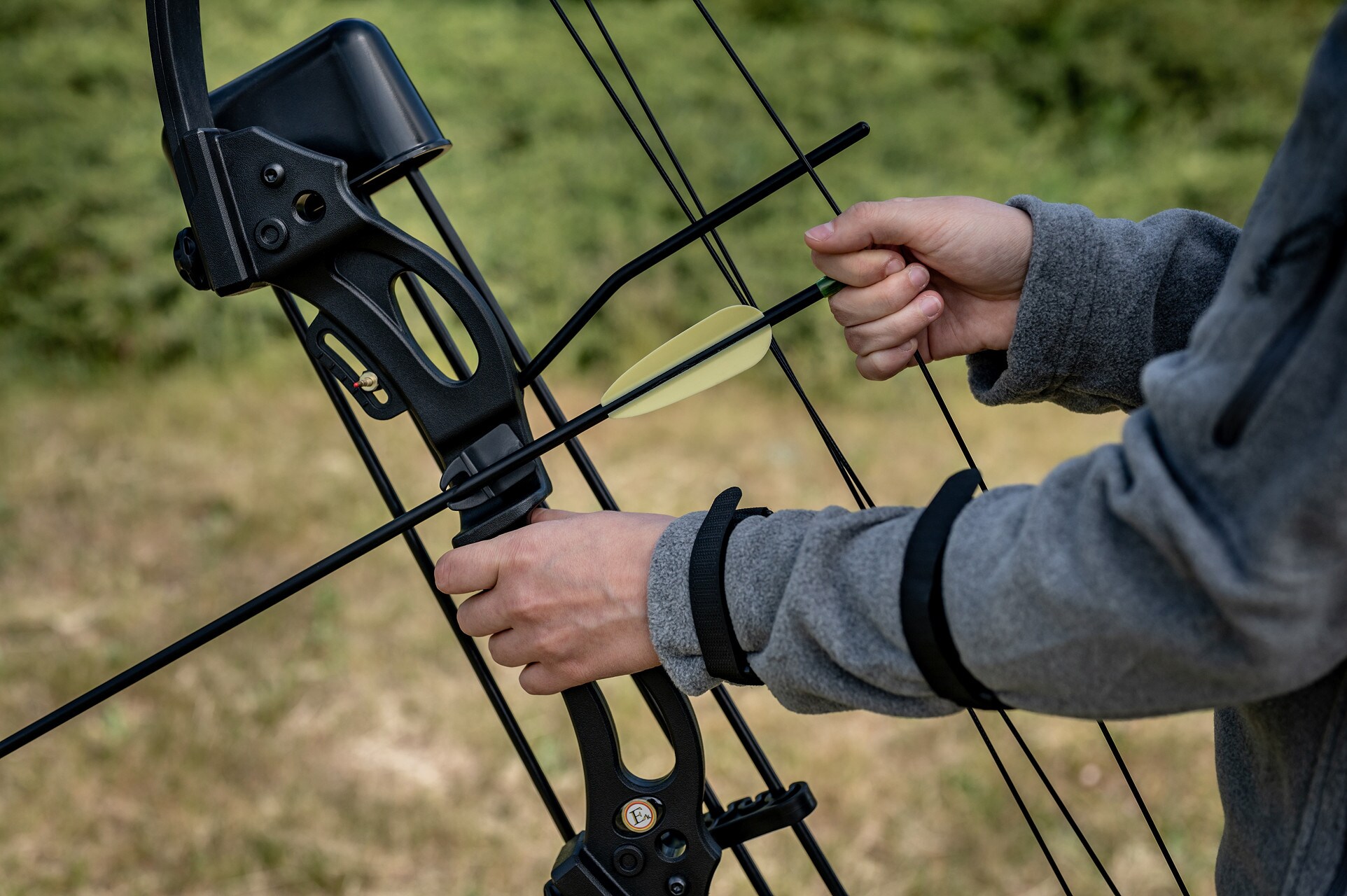 Poe Lang Kirupira Compound Bow