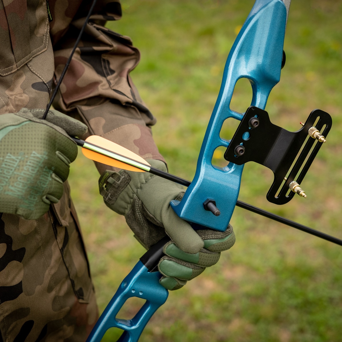 Poe Lang Blue Jazz Classic Bow