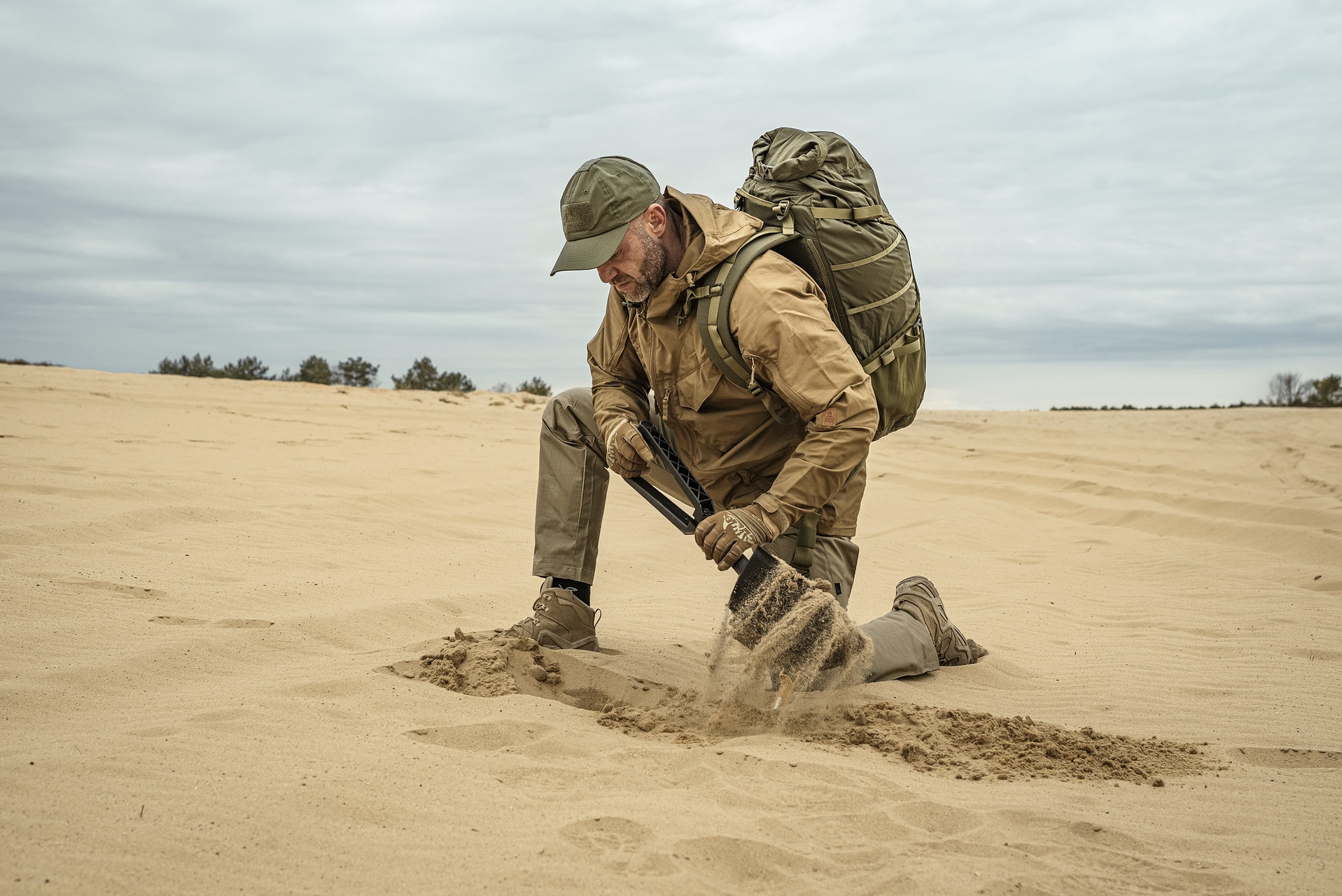 Badger Outdoor US Army Folding Shovel
