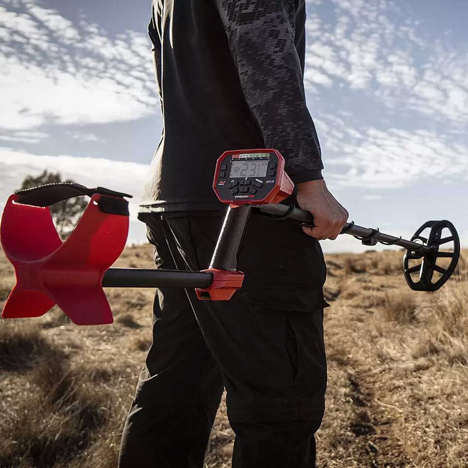 Minelab Vanquish 440 Metal Detector