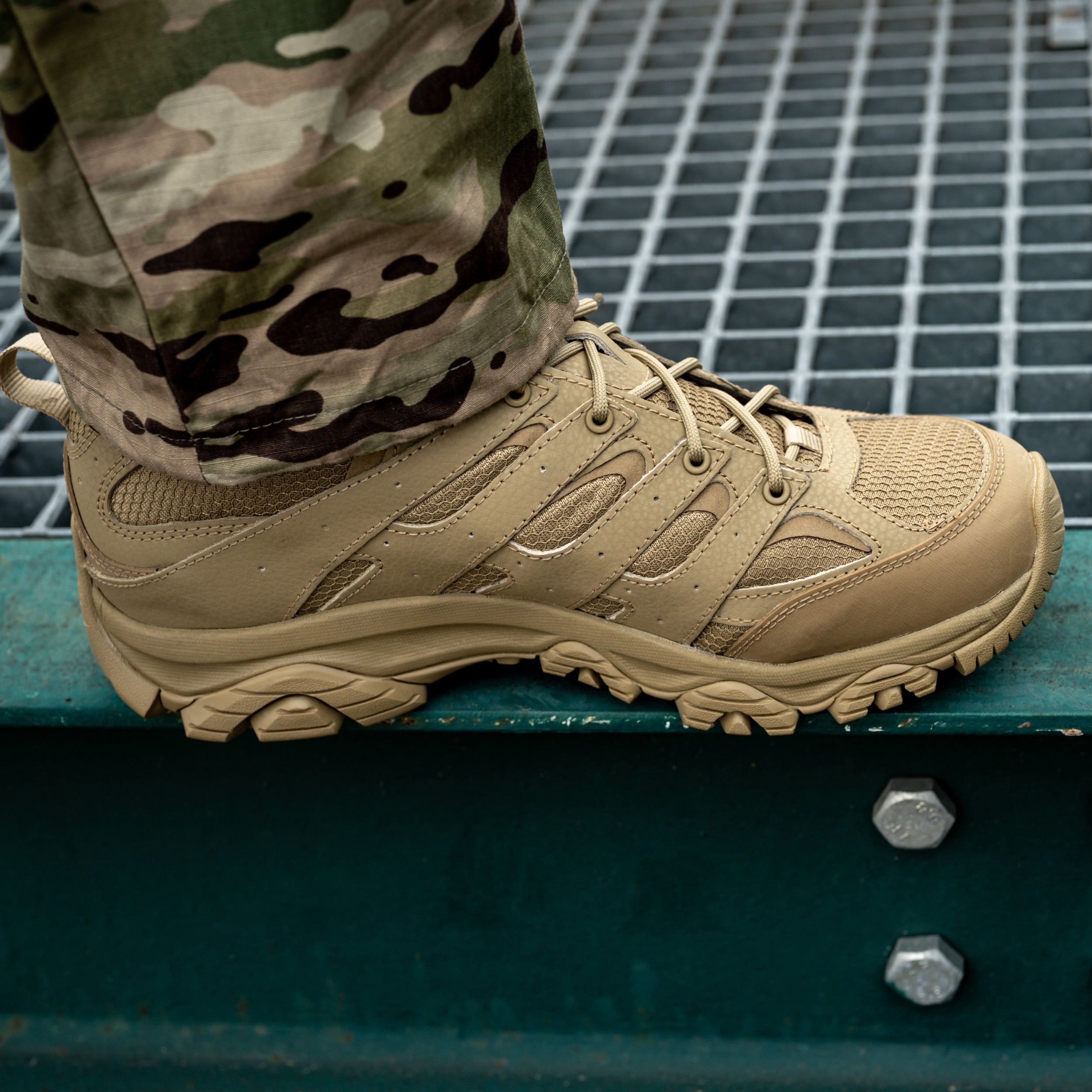 Merrell MOAB 3 Low Tactical Shoes - Dark Coyote