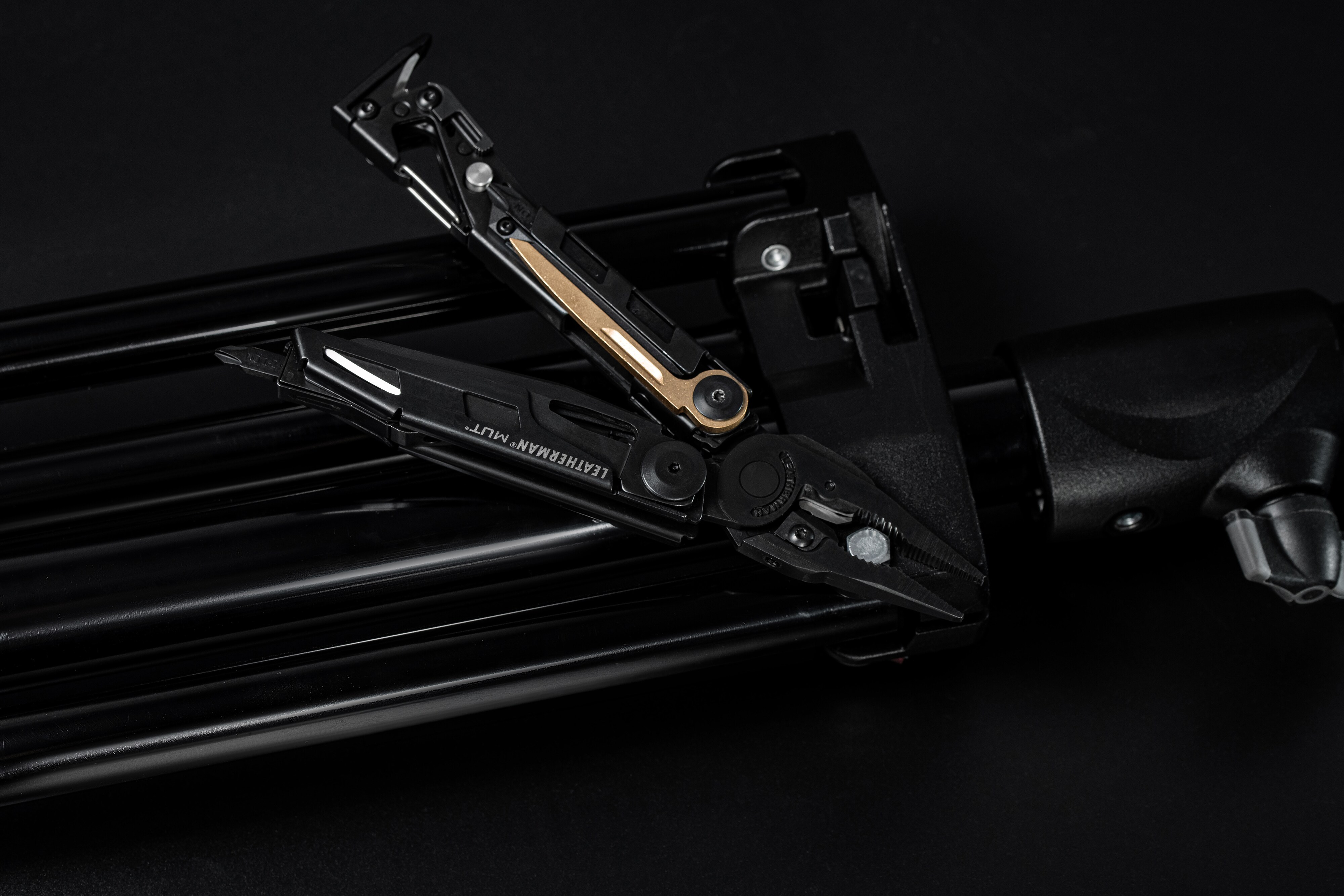 Leatherman MUT Multitool (833084)