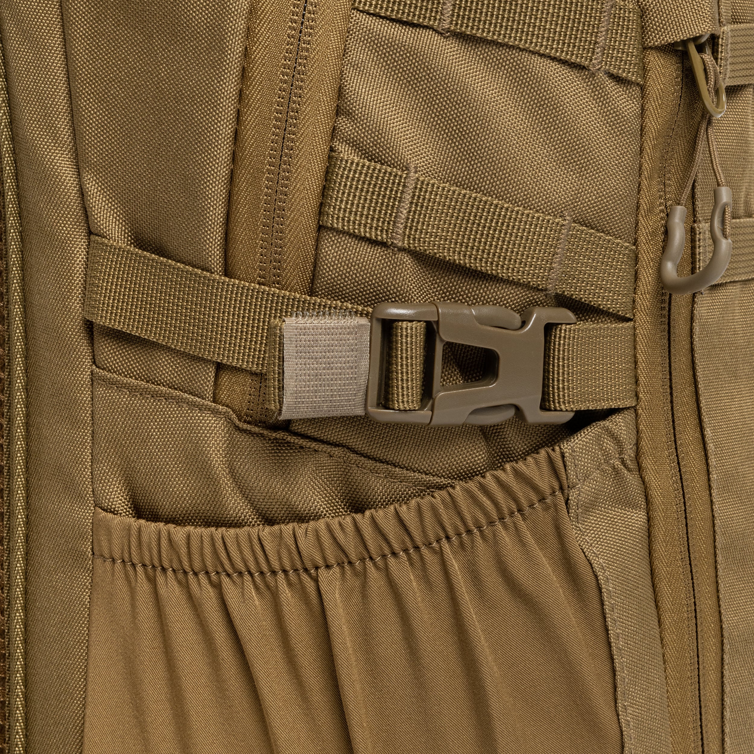 Highlander Fhior Falcon Tactical Backpack 20 l - Coyote Tan