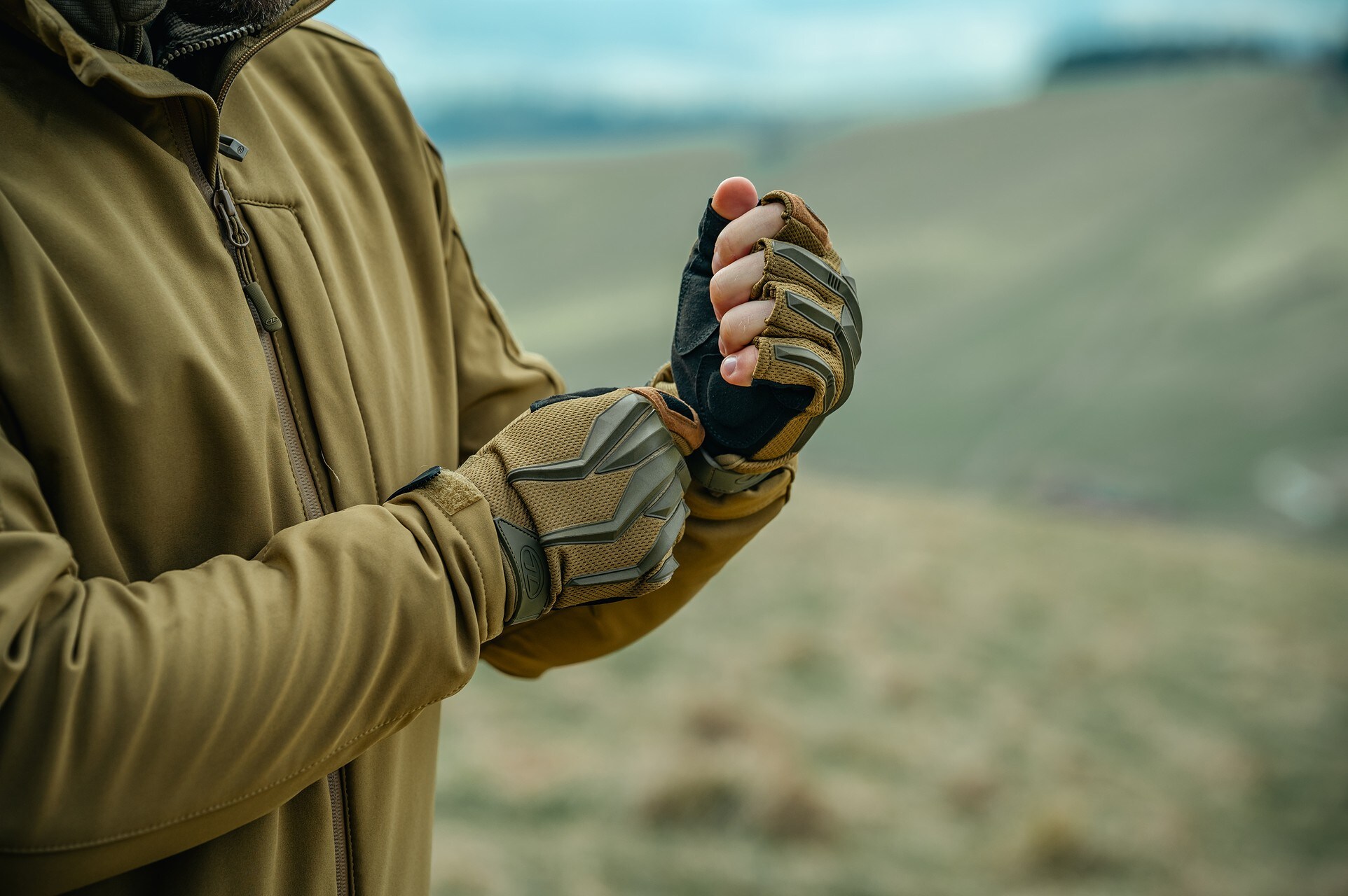 Guanti tattici Highlander Forces Raptor Gloves Half Finger - Coyote