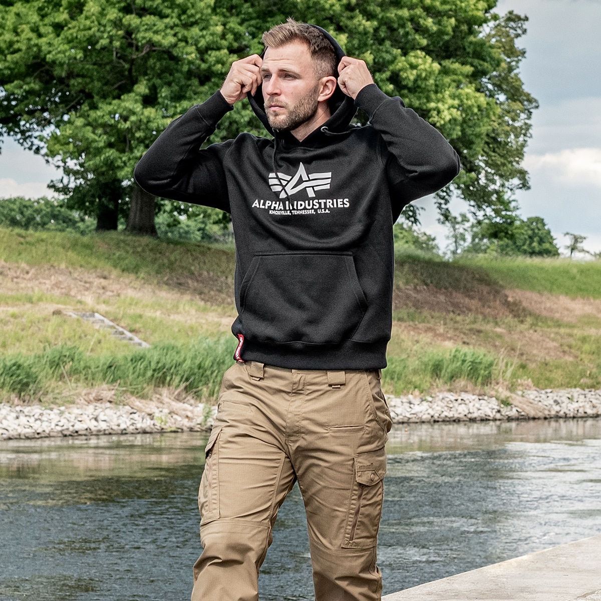 Felpa con cappuccio Alpha Industries Basic - Black