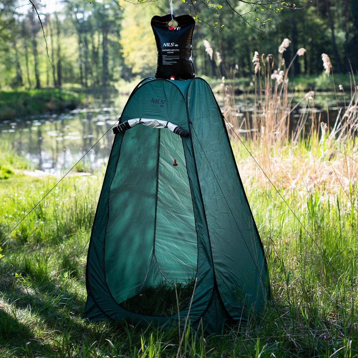 Doccia solare da campeggio Nils Camp 20 l