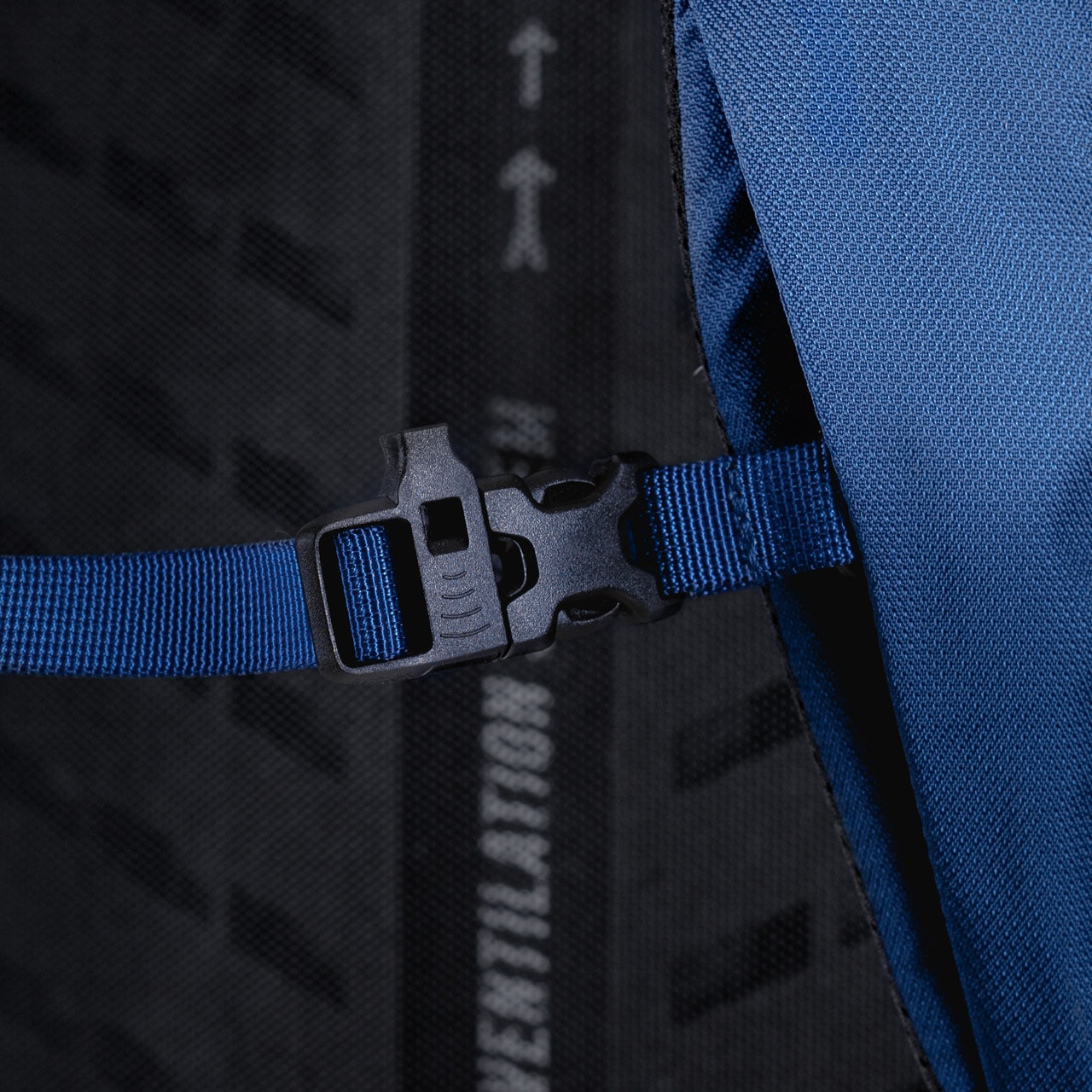 Zaino Alpinus Masca 30 l - Blu