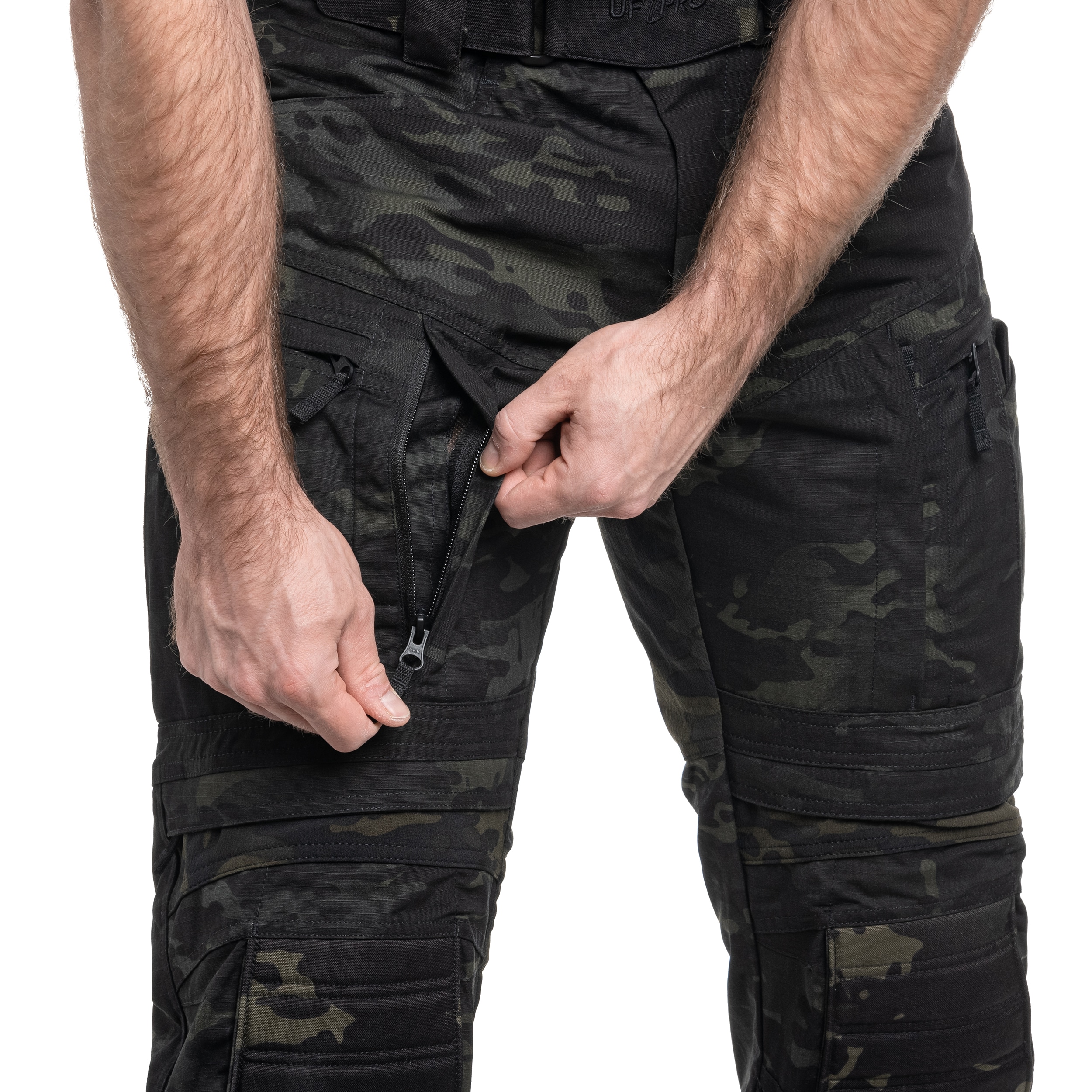 Pantaloni tattici UF PRO Striker XT Gen.3 Combat - MultiCam Black