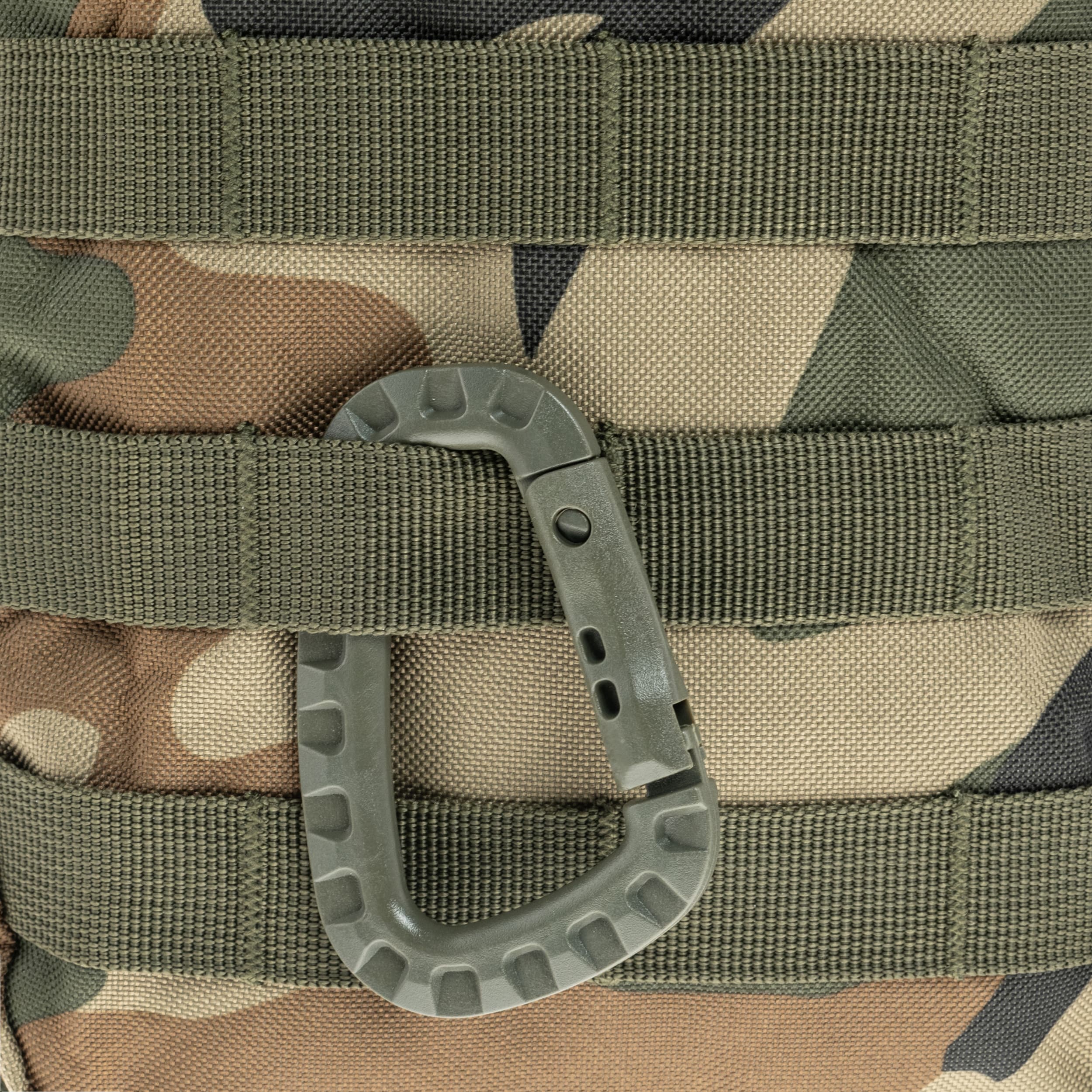 Zaino Brandit Assault Pack Medium 25 l - Woodland