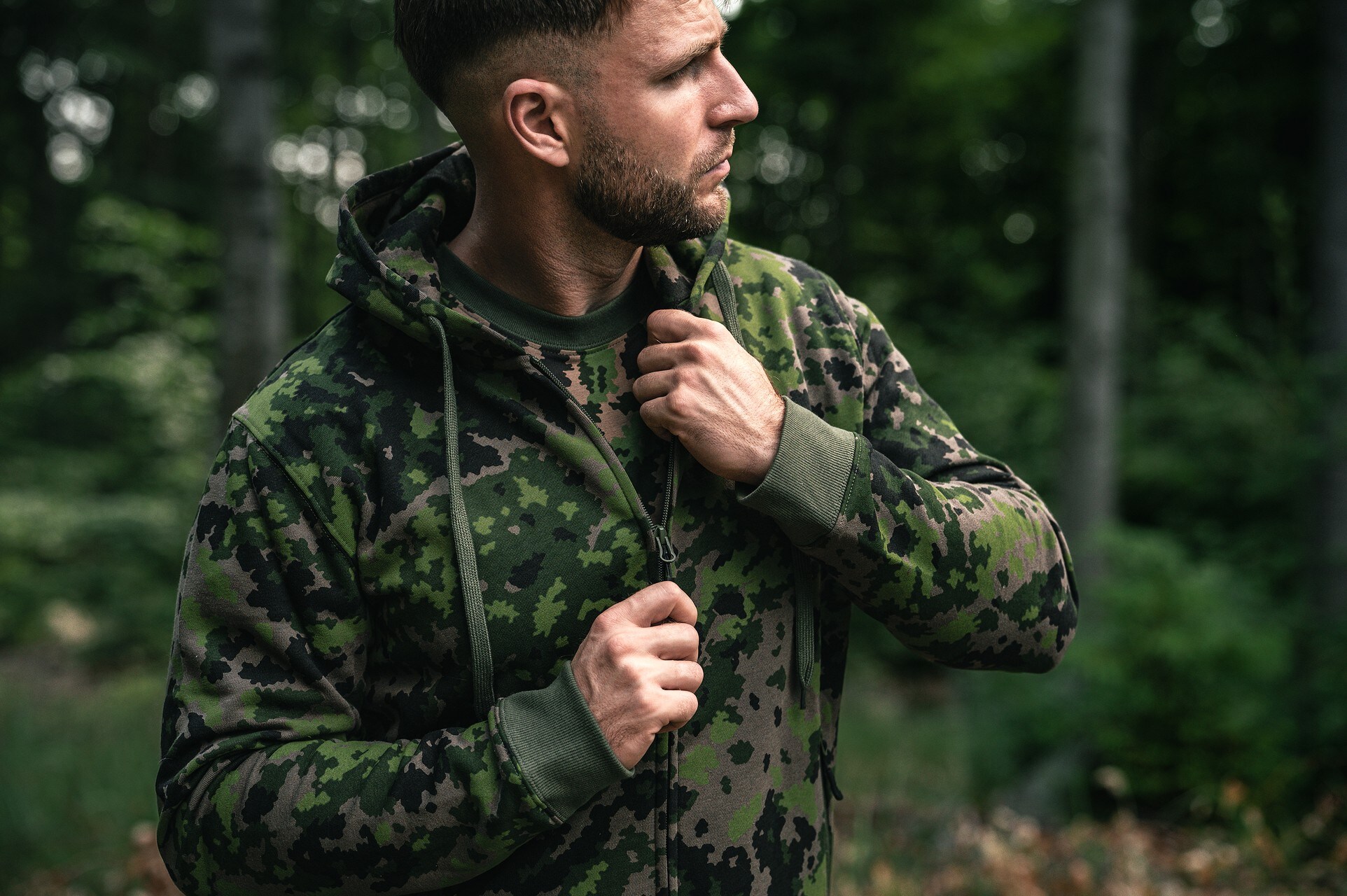 Felpa MFH Jogger - M05 Finnish Camo
