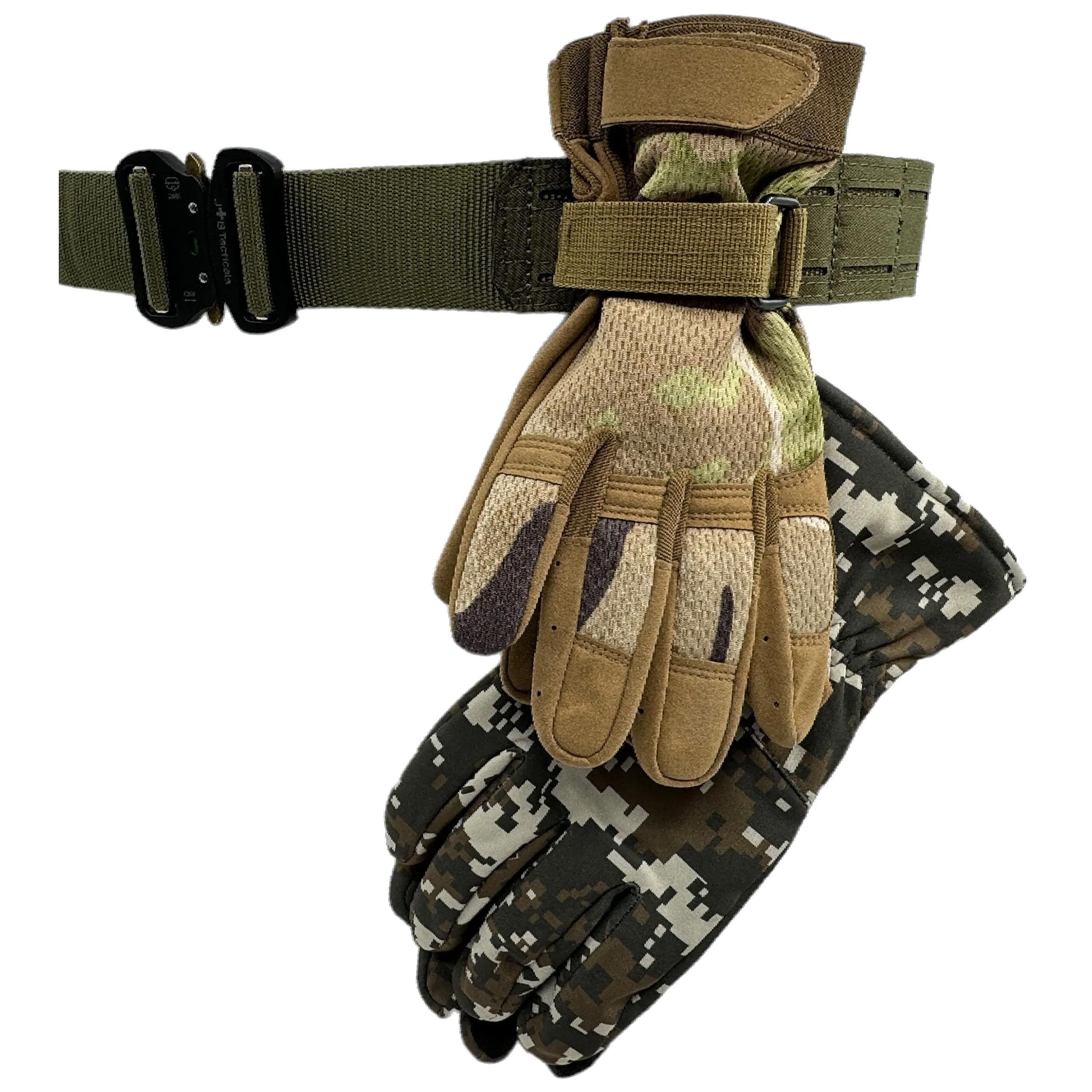 Supporto JB Tacticals MOLLE per guanti con moschettone - Marrone