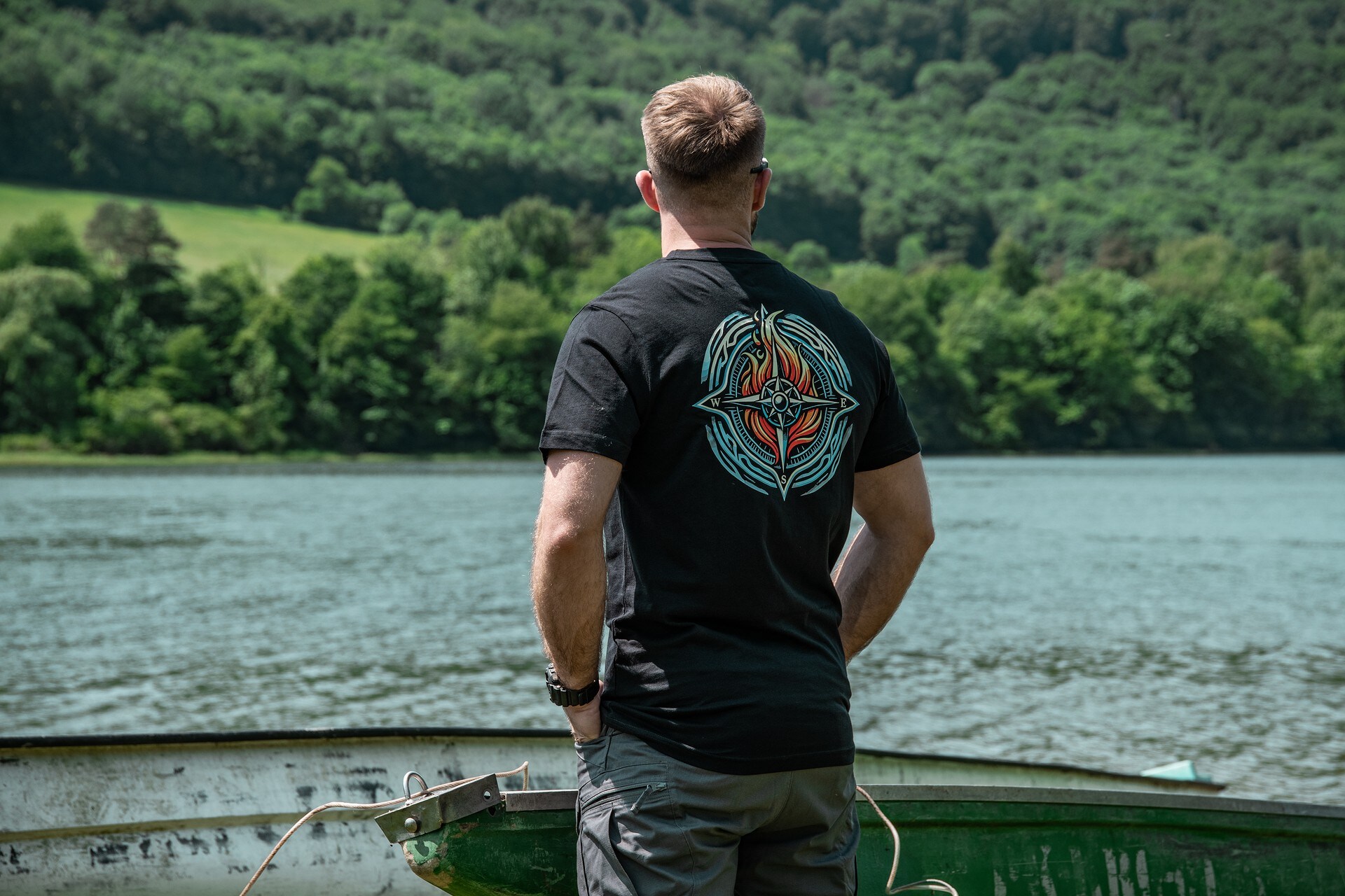 T-shirt Voyovnik Fire Compass - Nero
