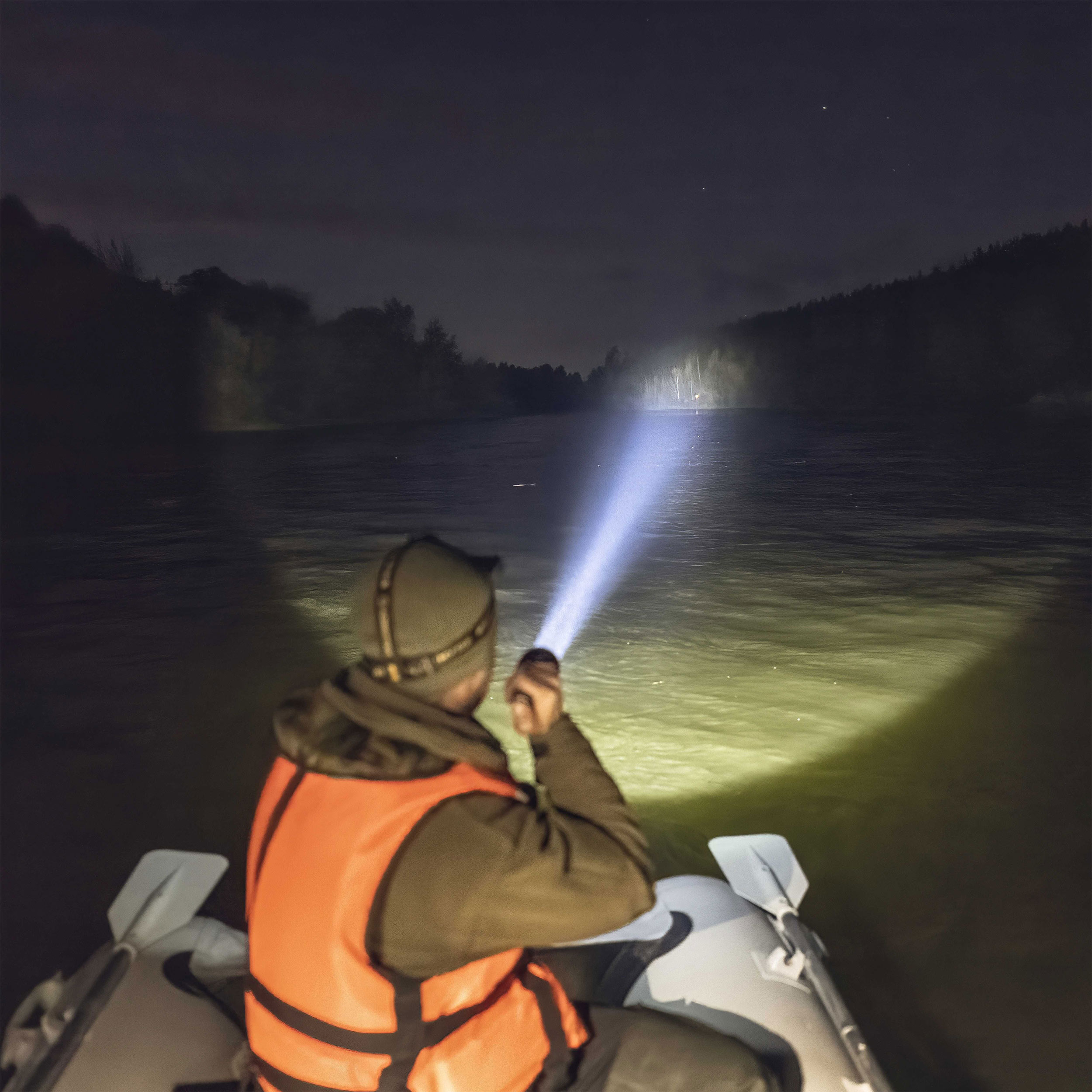 Torcia Armytek Barracuda Pro Max USB White - 2800 lumen