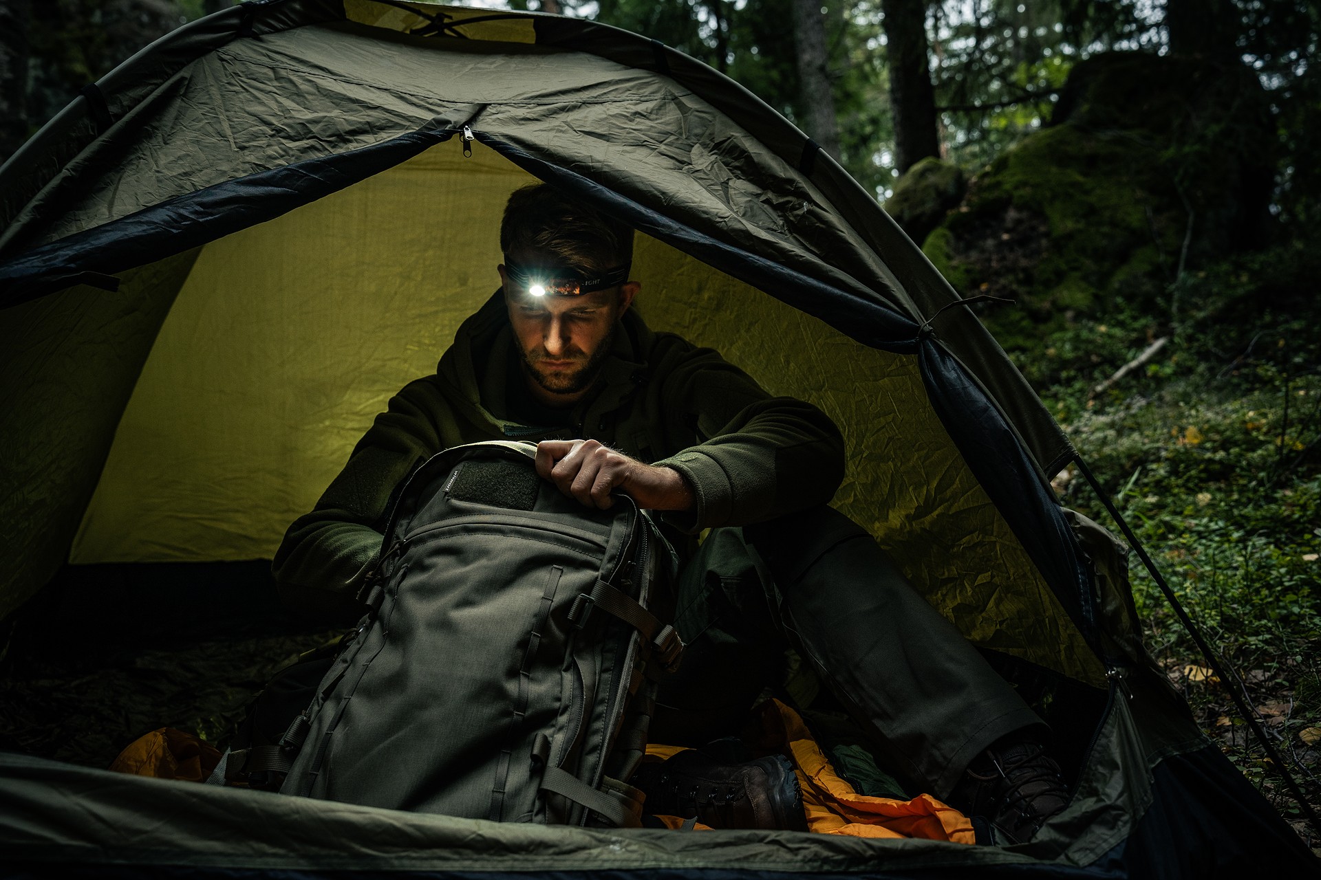 Tenda Mil-Tec Iglu Standard 2 posti - Olive