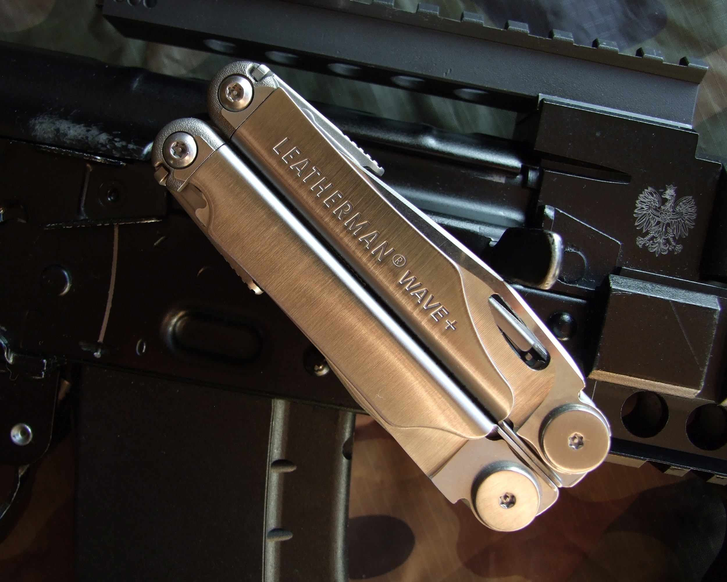 Multitool Leatherman Wave Plus Polish Army con fodero