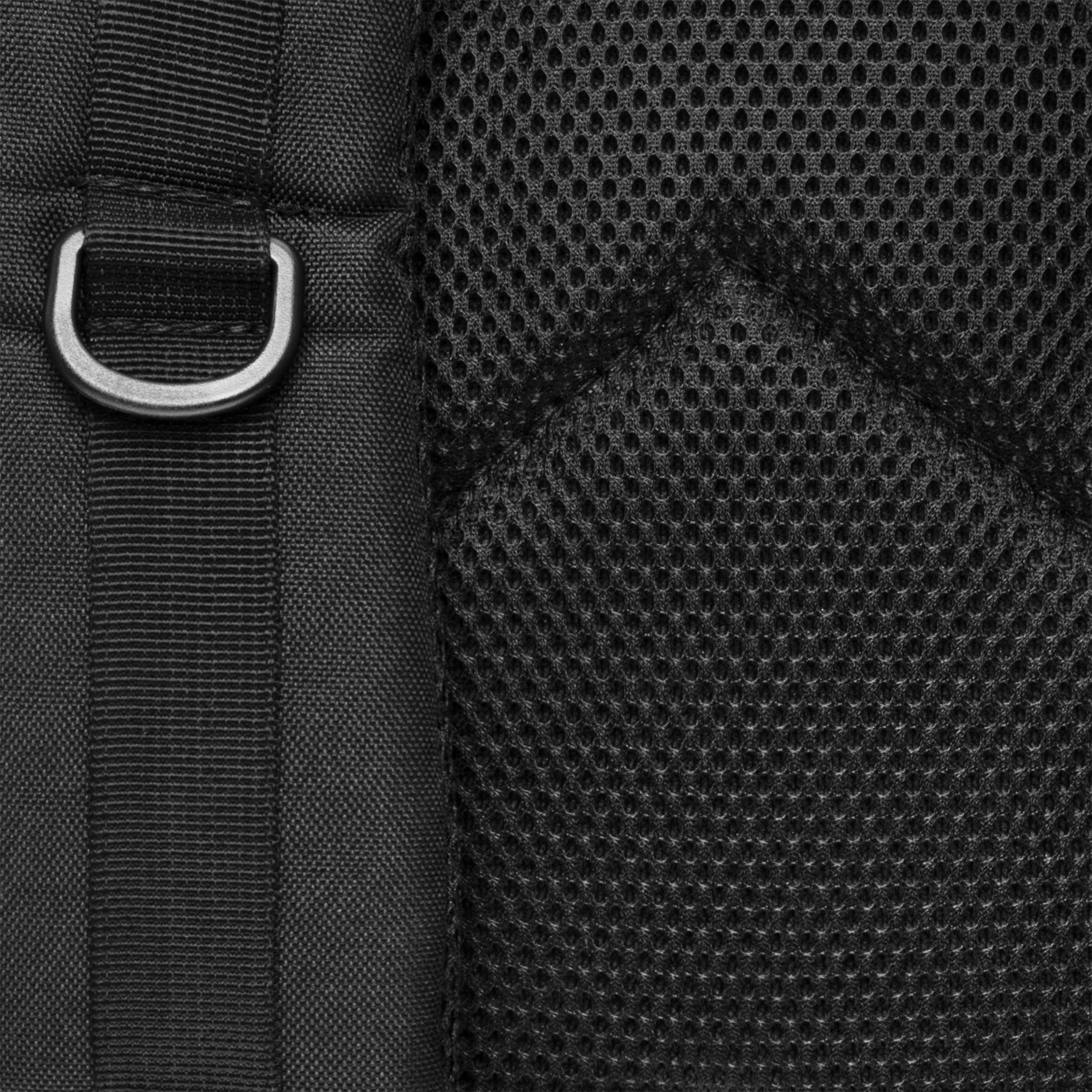 Zaino Mil-Tec Assault Pack Laser Cut Large 36 l - Black