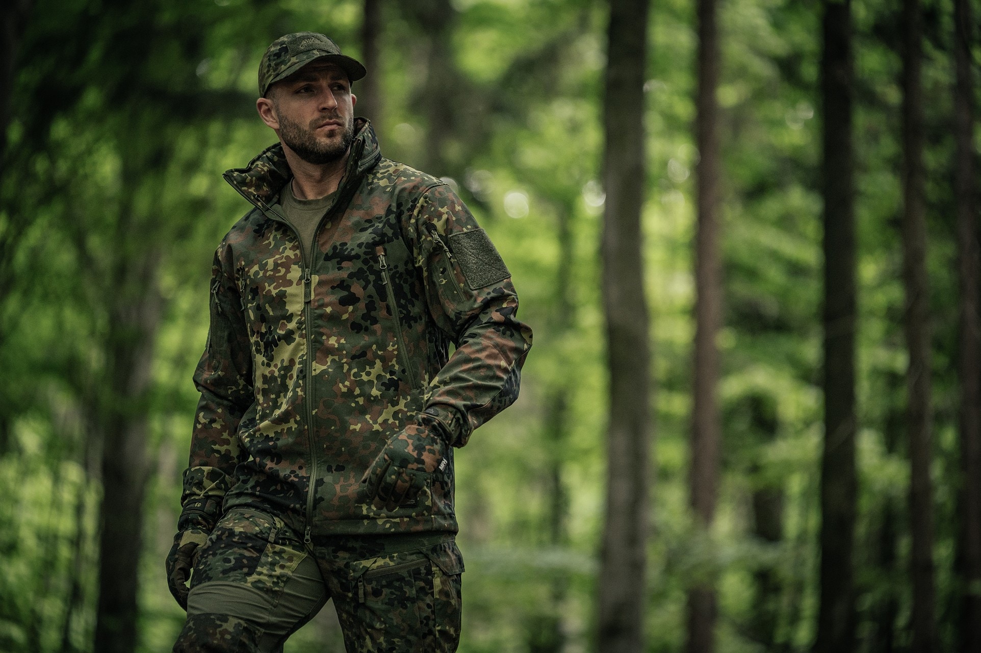 Giacca Helikon-Tex Gunfighter Softshell Shark Skin Windblocker - Flecktarn