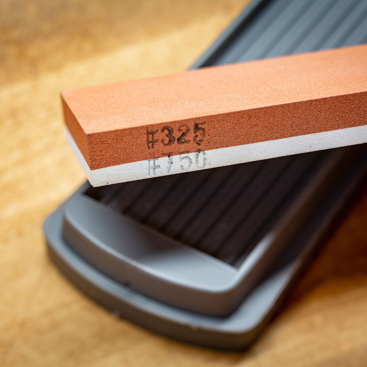 Piatră de șlefuit sintetică Smith's 6