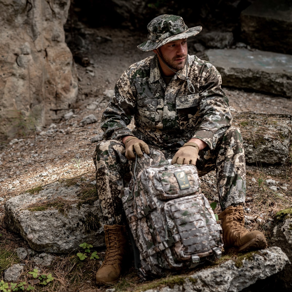 Rucsac Mil-Tec Assault Pack Small 20 l - Phantomleaf WASP I Z1B