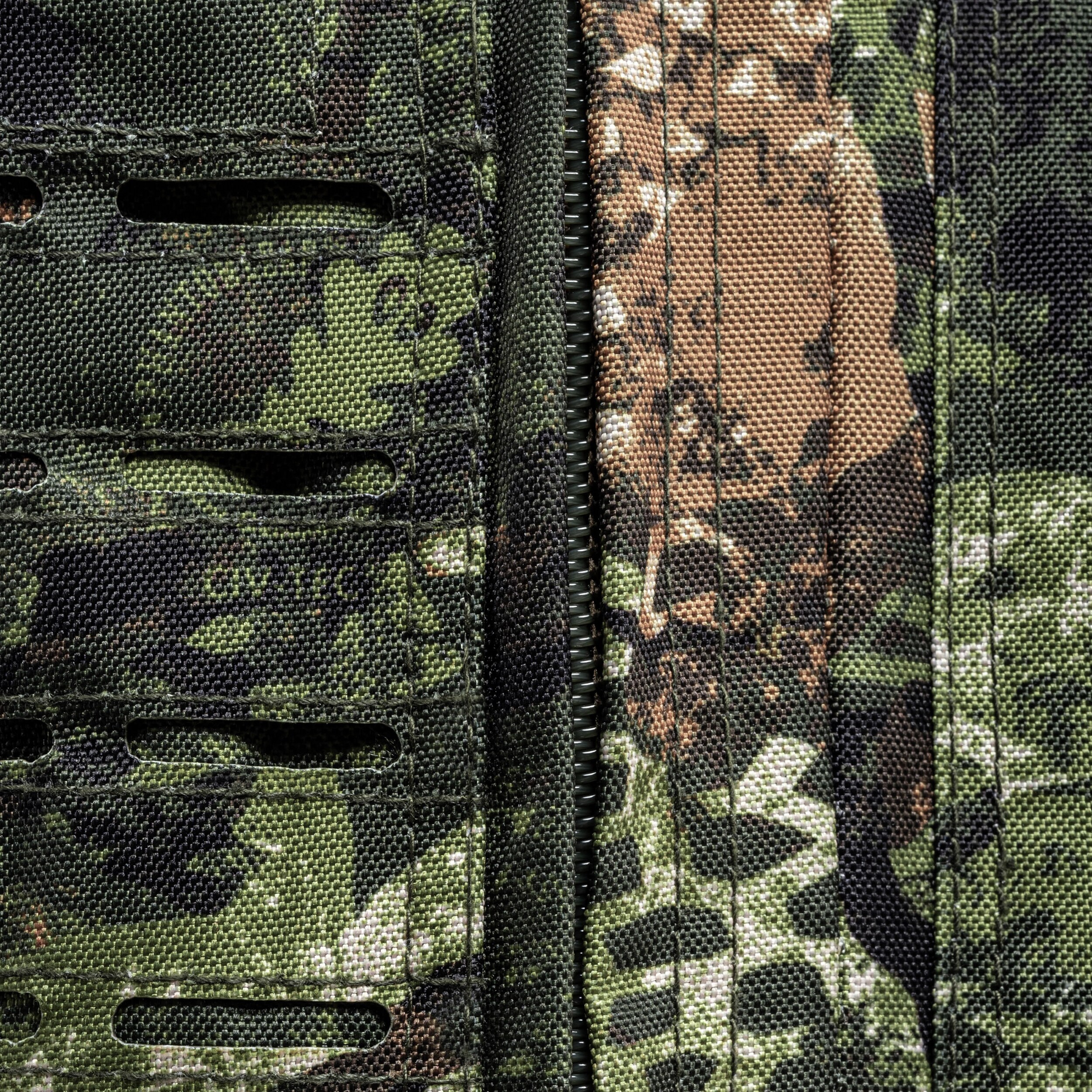 Rucsac Mil-Tec Assault Pack Laser Cut Small 20 l - Phantomleaf WASP I Z3A