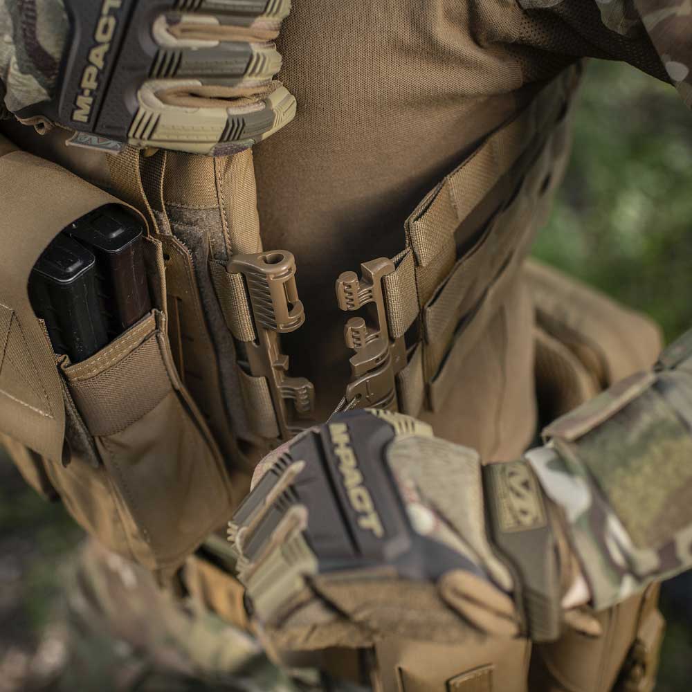 Vestă tactică tip Plate Carrier M-Tac Cuirass Fast QRS Gen. II - Coyote