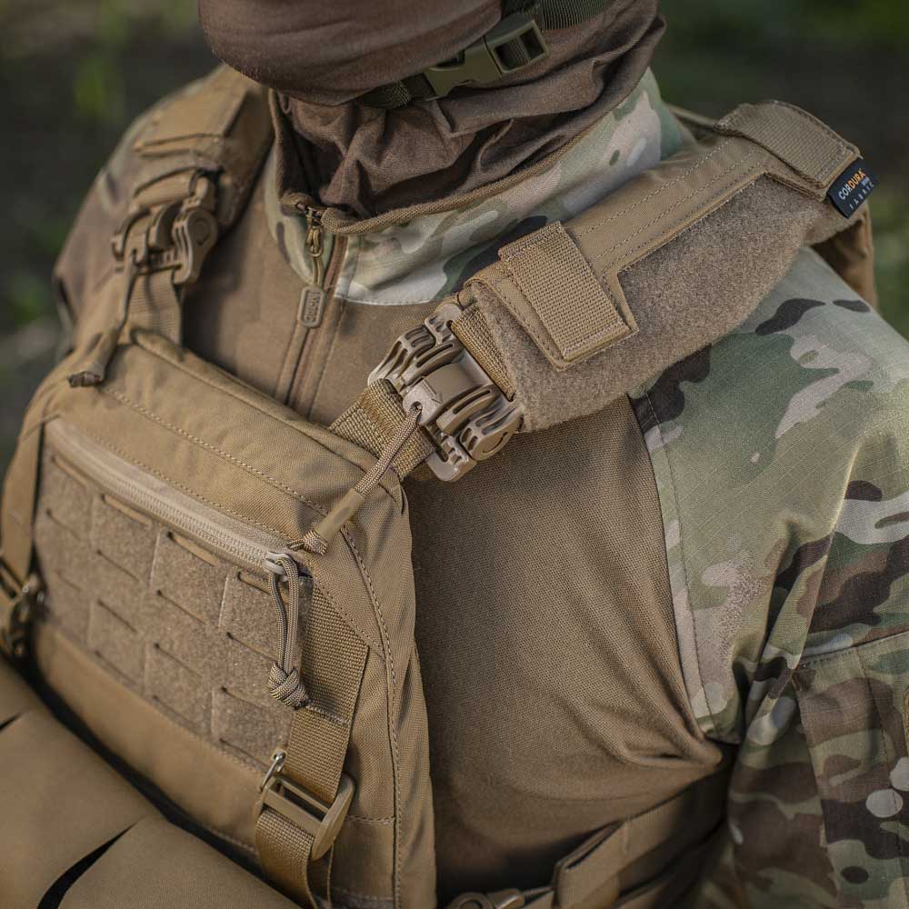 Vestă tactică tip Plate Carrier M-Tac Cuirass Fast QRS Gen. II - Coyote