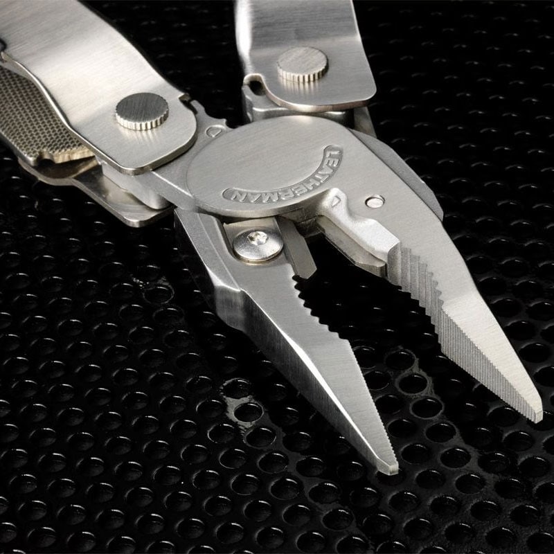 Multitool Leatherman Super Tool 300 cu husă