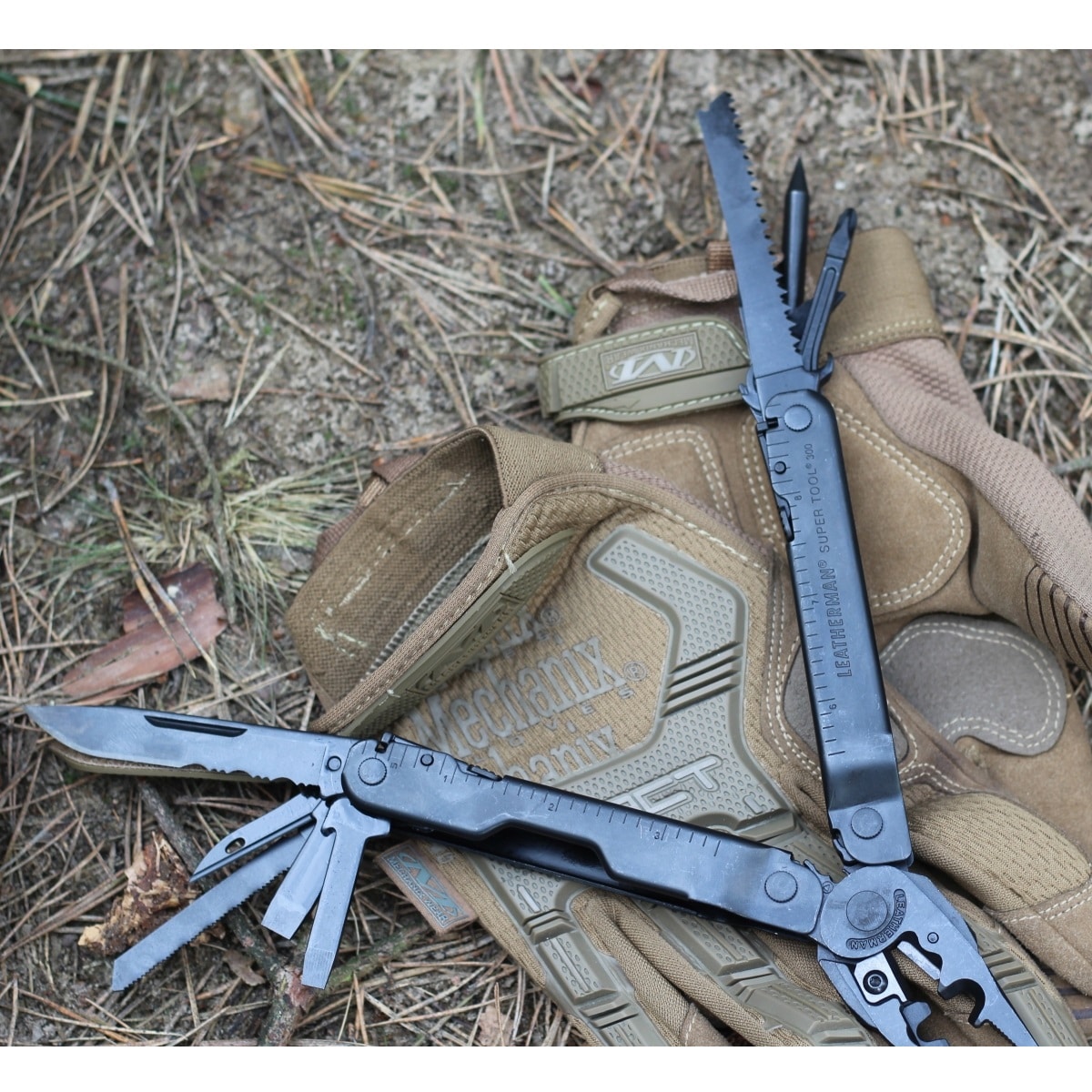 Multitool Leatherman Super Tool 300 EOD cu husă