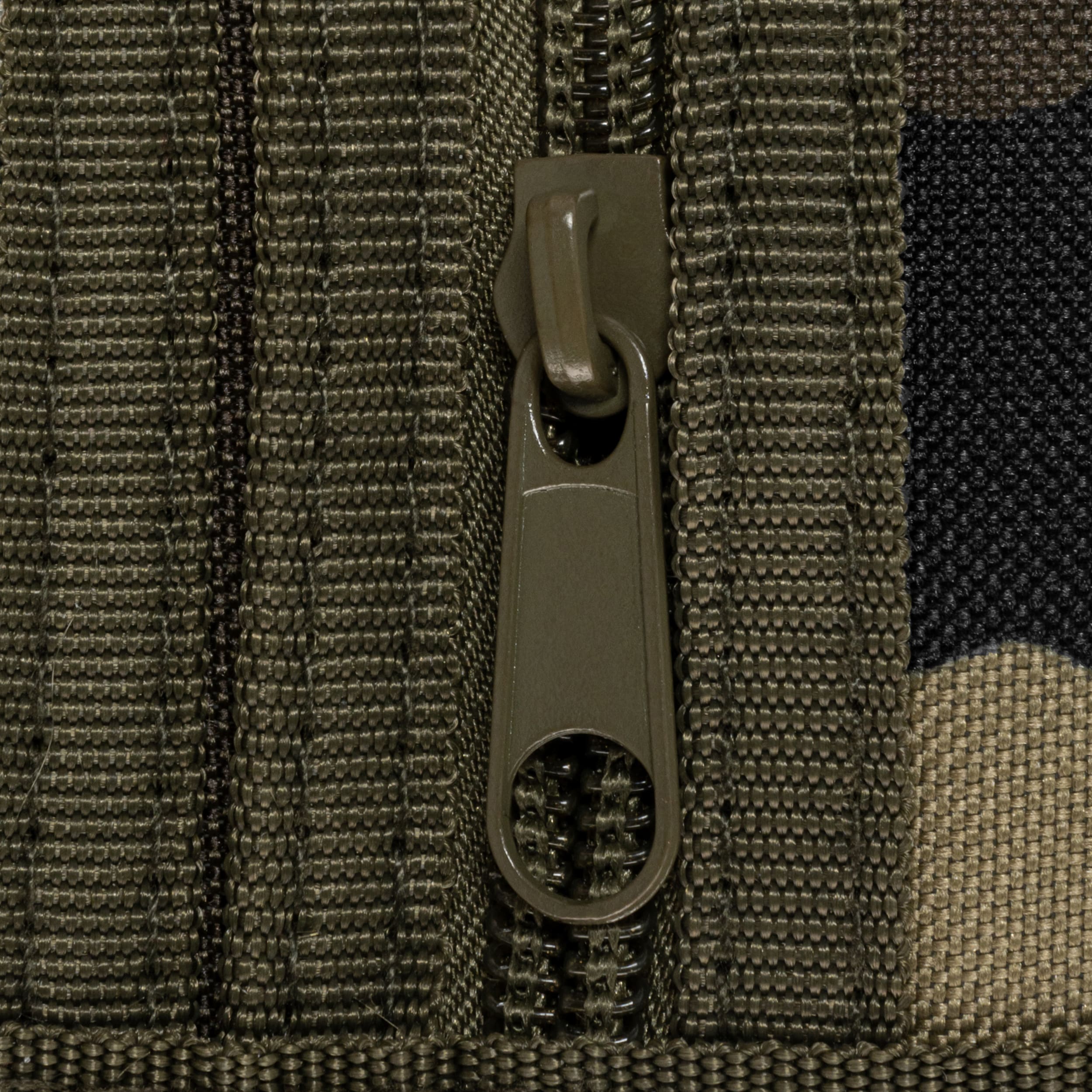 Portofel Mil-Tec cu lanț - Woodland