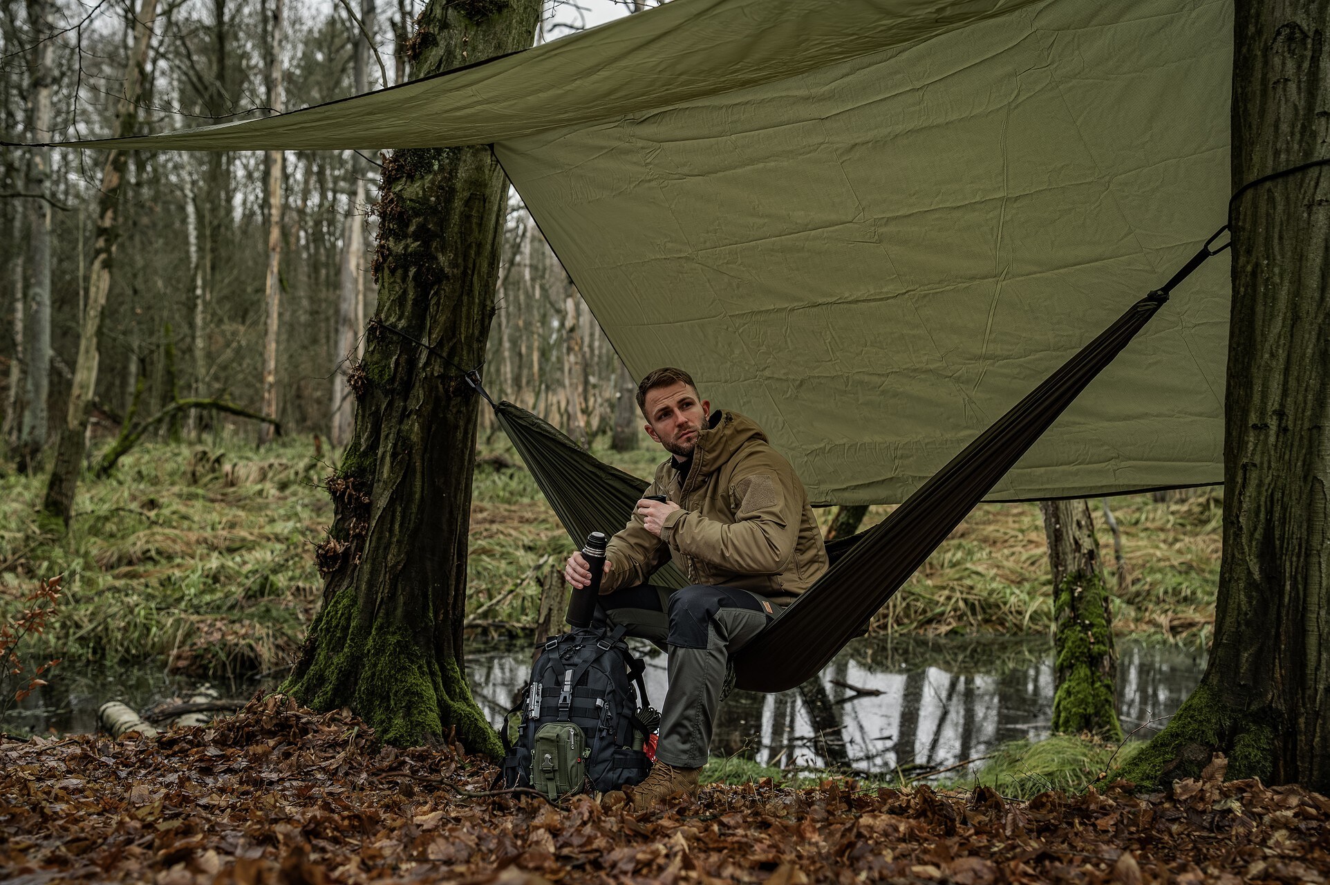Prelată pentru camping Badger Outdoor X-Rain Tarp - Olive