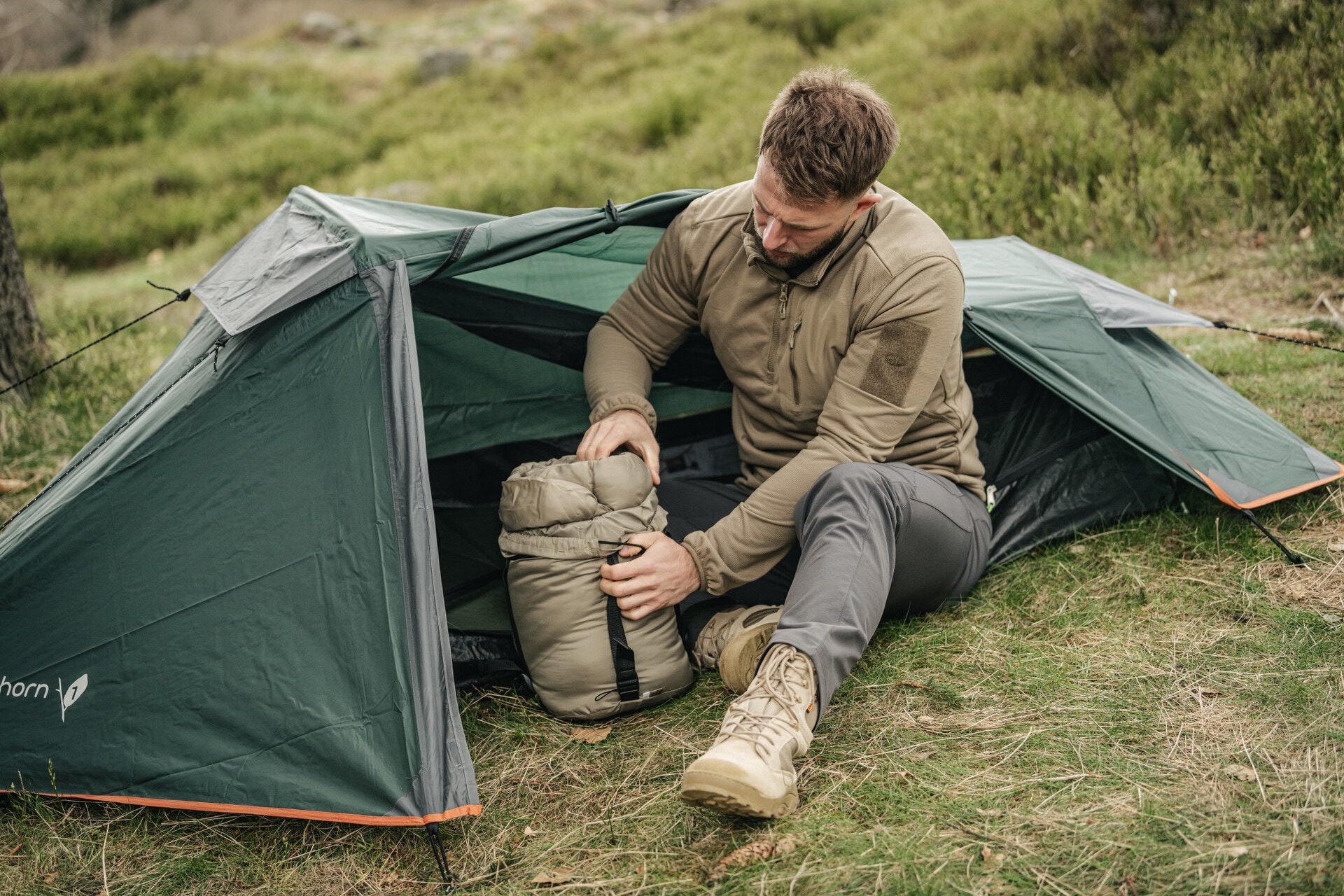 Cort pentru 1 persoană Highlander Forces Blackthorn - Hunter Green