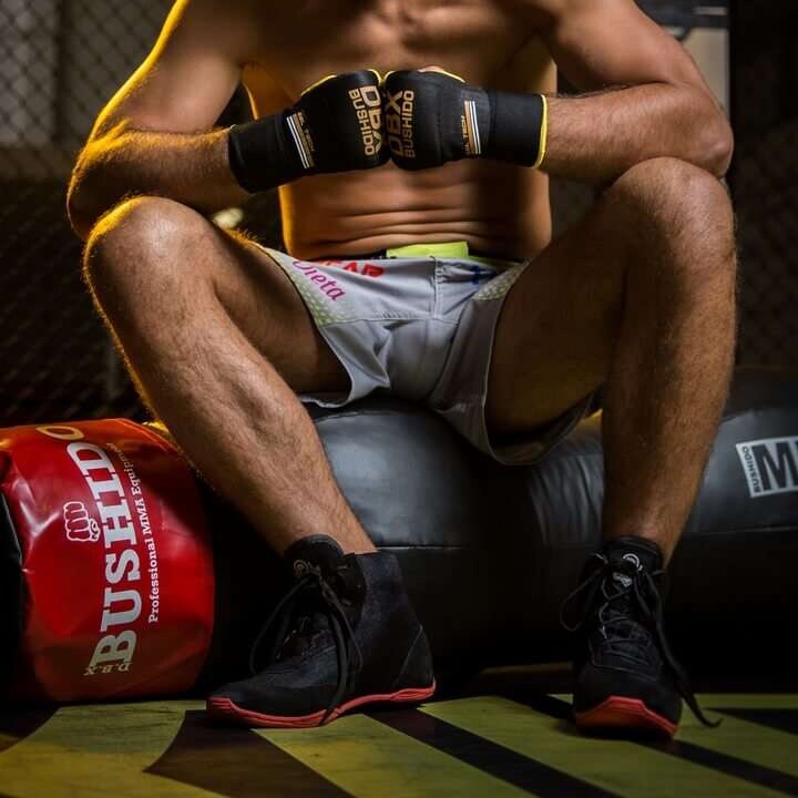 Mănuși/ fașe cu gel DBX Bushido - Negre/Aurii