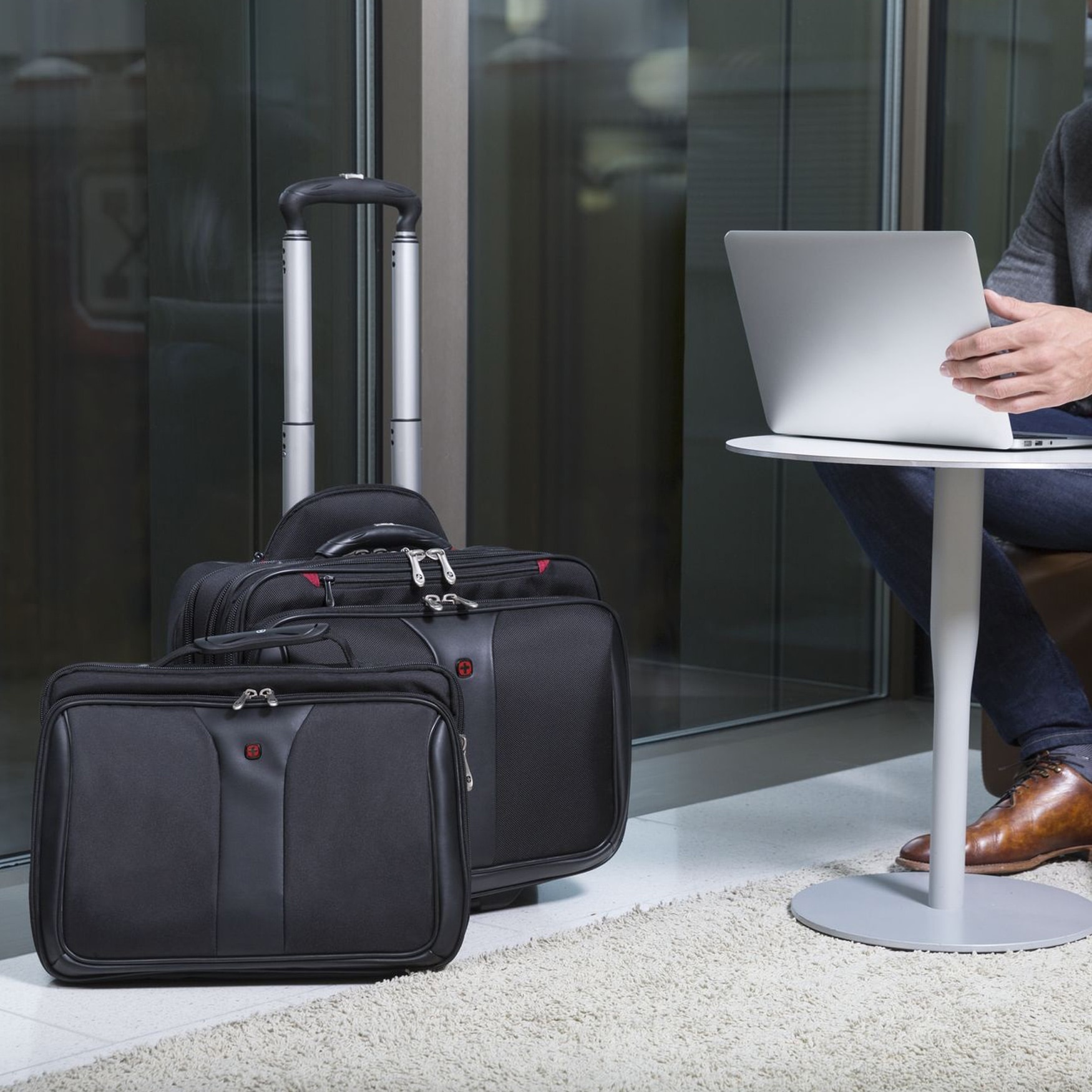 Geantă cu roți Wenger Patriot 32 l - Black